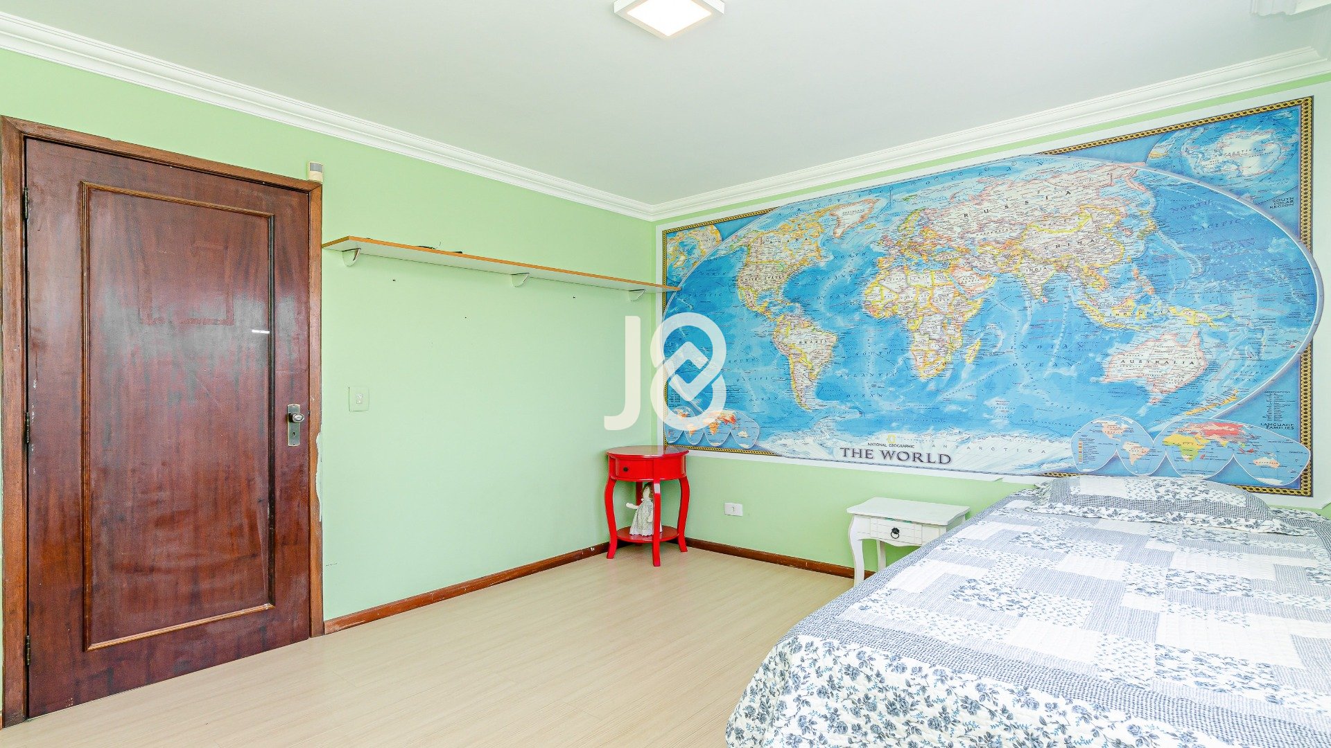 SOBRADO TRIPLEX NO PILARZINHO
