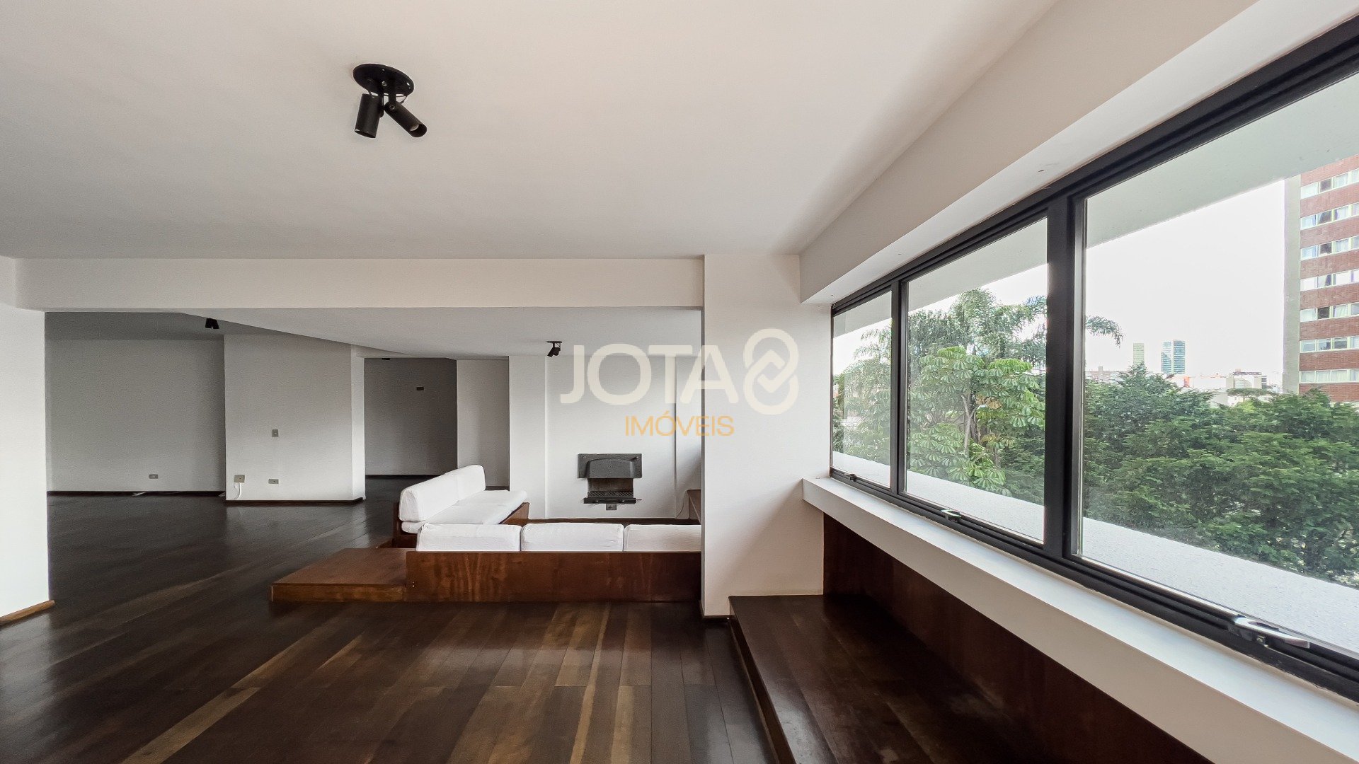 APARTAMENTO 3 QUARTOS NO BIGORRILHO