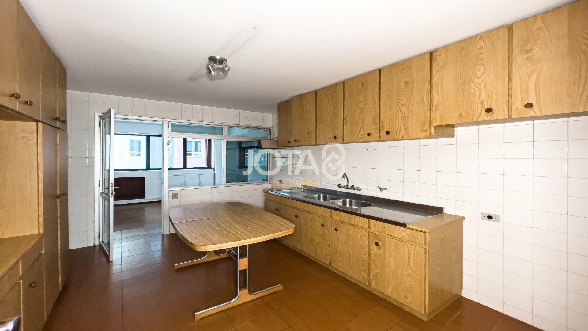 APARTAMENTO 3 QUARTOS NO BIGORRILHO