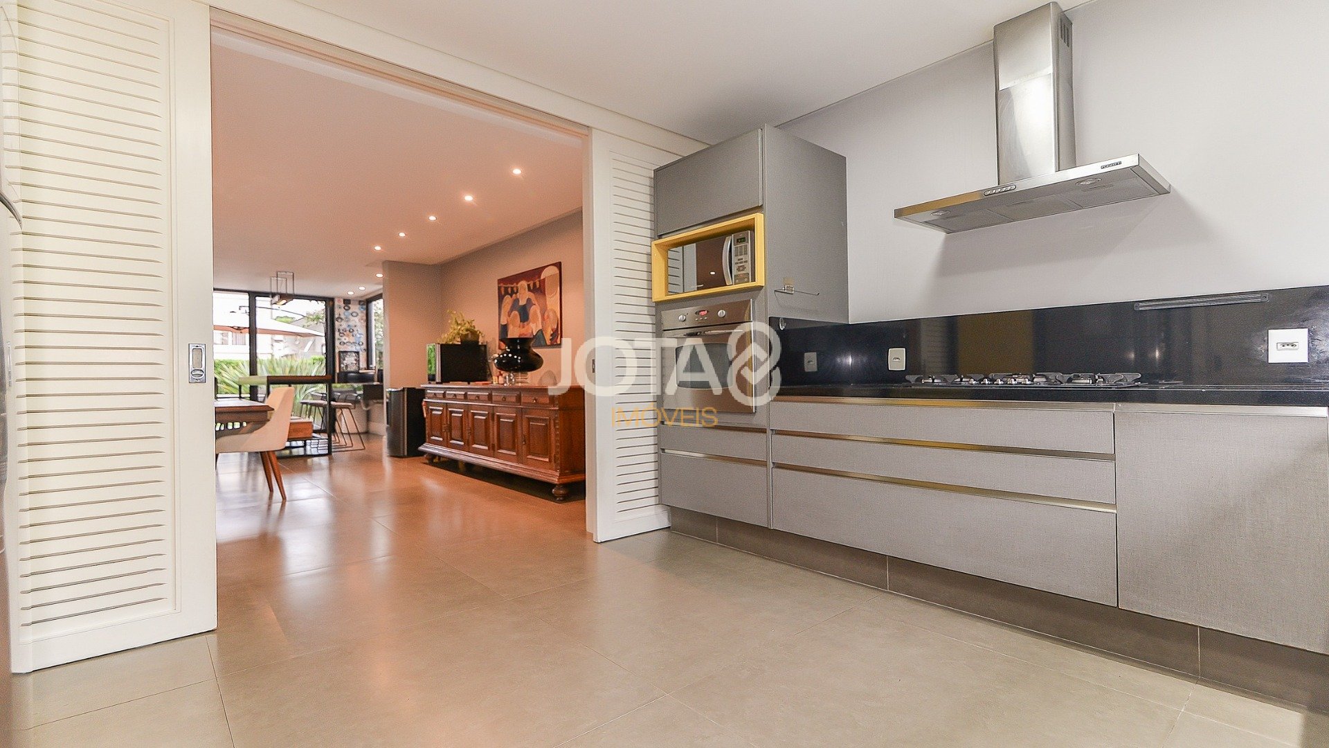 CASA MARAVILHOSA NO MELHOR DO ECOVILLE!