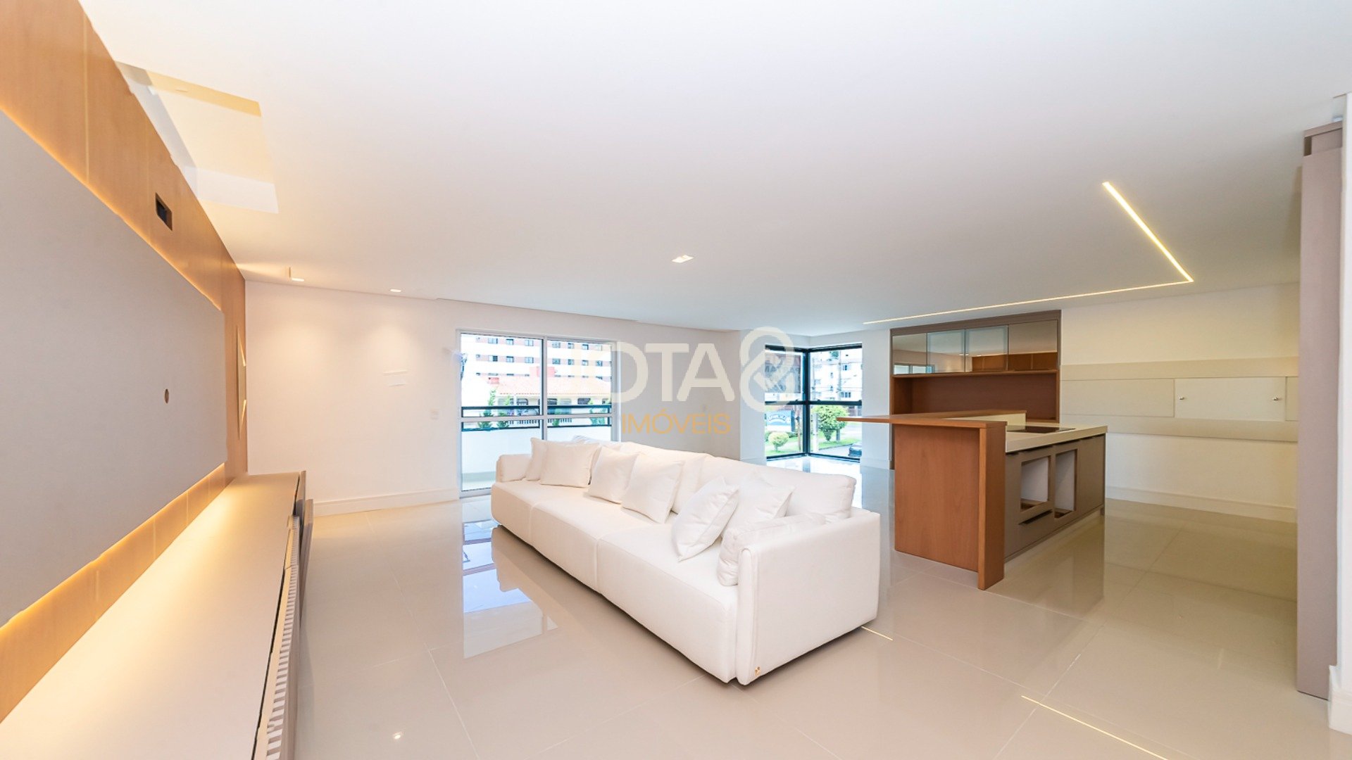 LINDO APARTAMENTO MOBILIADO COM 3 QUARTOS NO VILA IZABEL