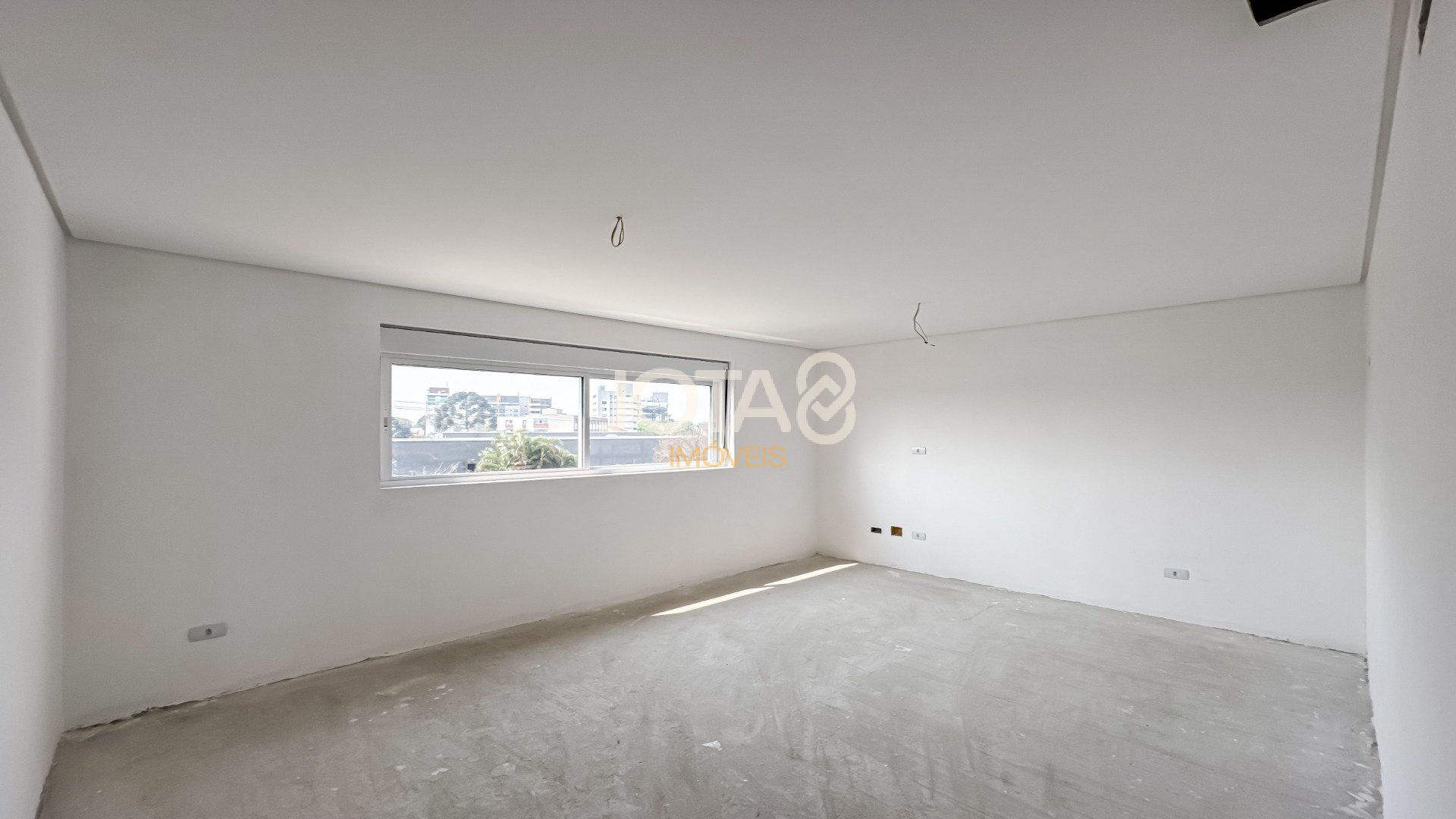 OPORTUNIDADE APARTAMENTO GARDEN NO ÁGUA VERDE