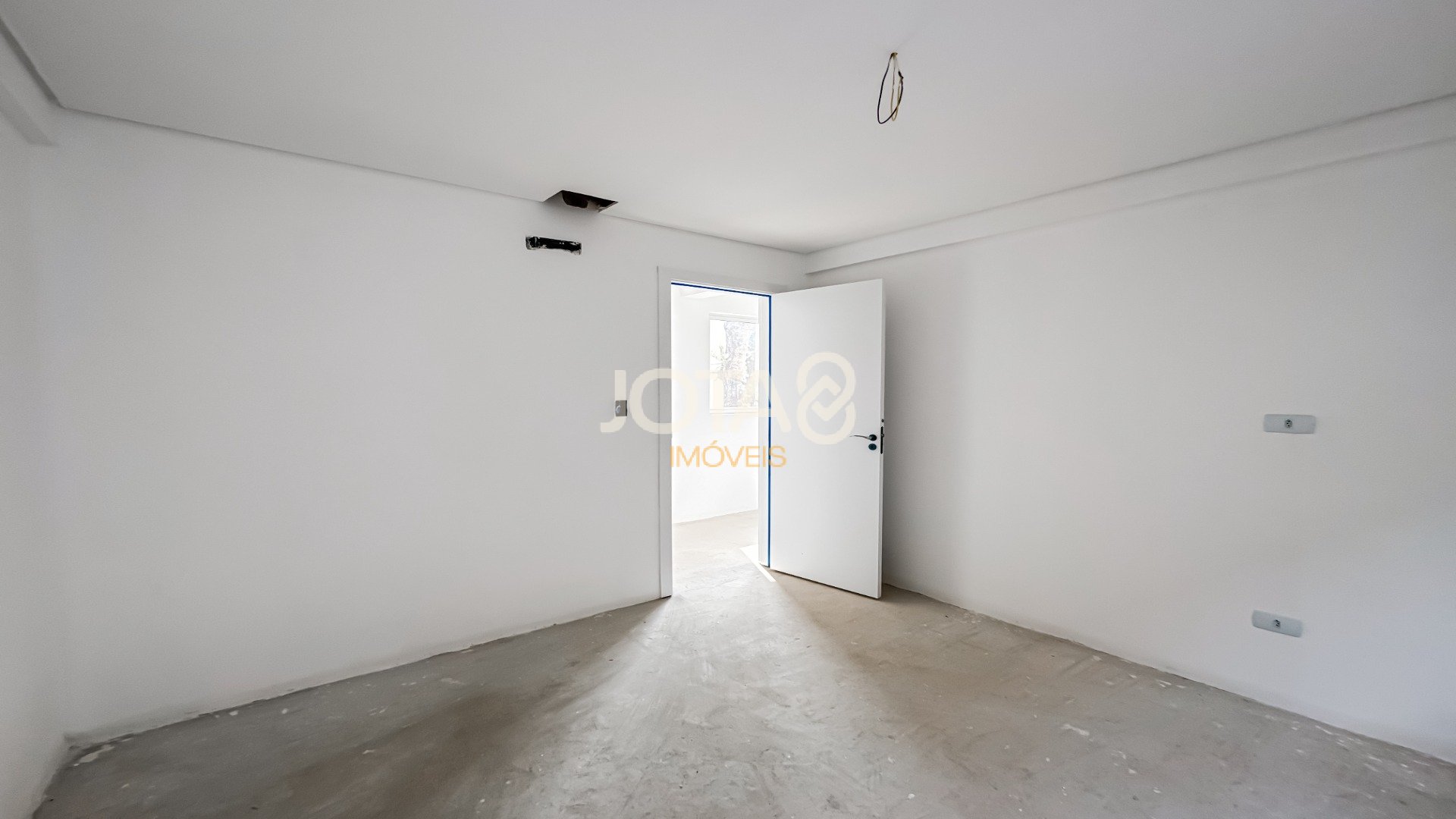 OPORTUNIDADE APARTAMENTO GARDEN NO ÁGUA VERDE