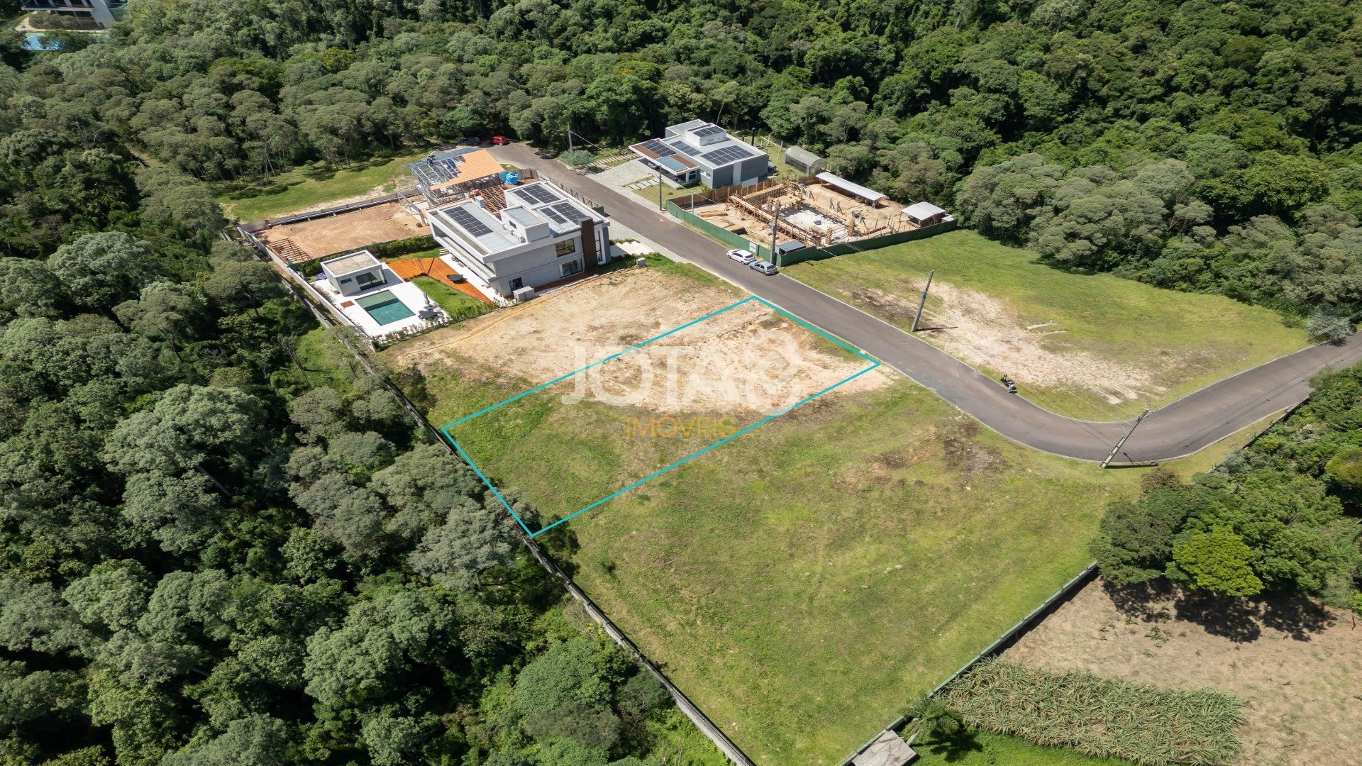 TERRENO EM CONDOMÍNIO FECHADO GAIA