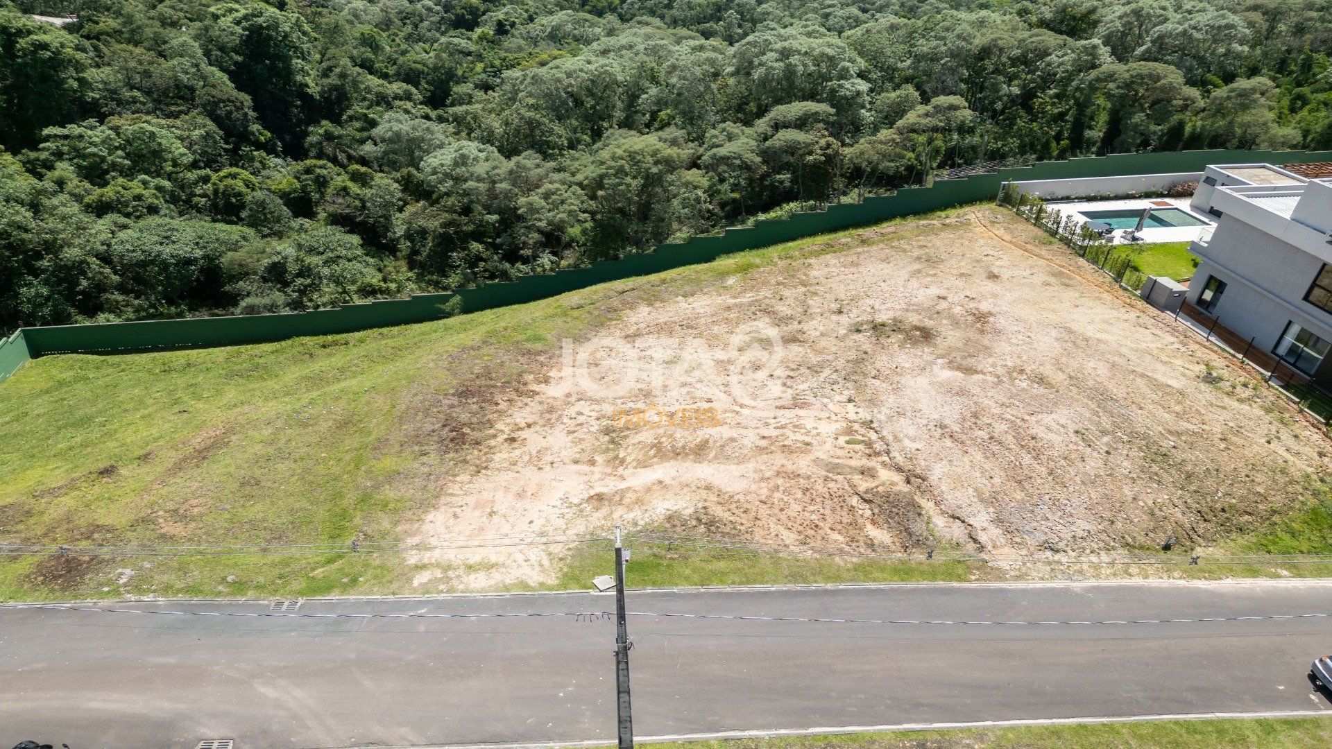 TERRENO EM CONDOMÍNIO FECHADO GAIA