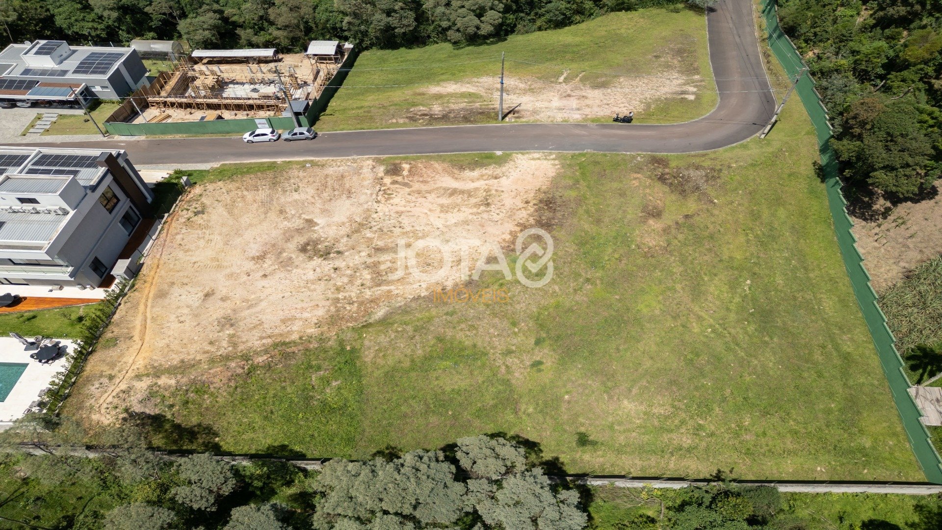 TERRENO EM CONDOMÍNIO FECHADO GAIA