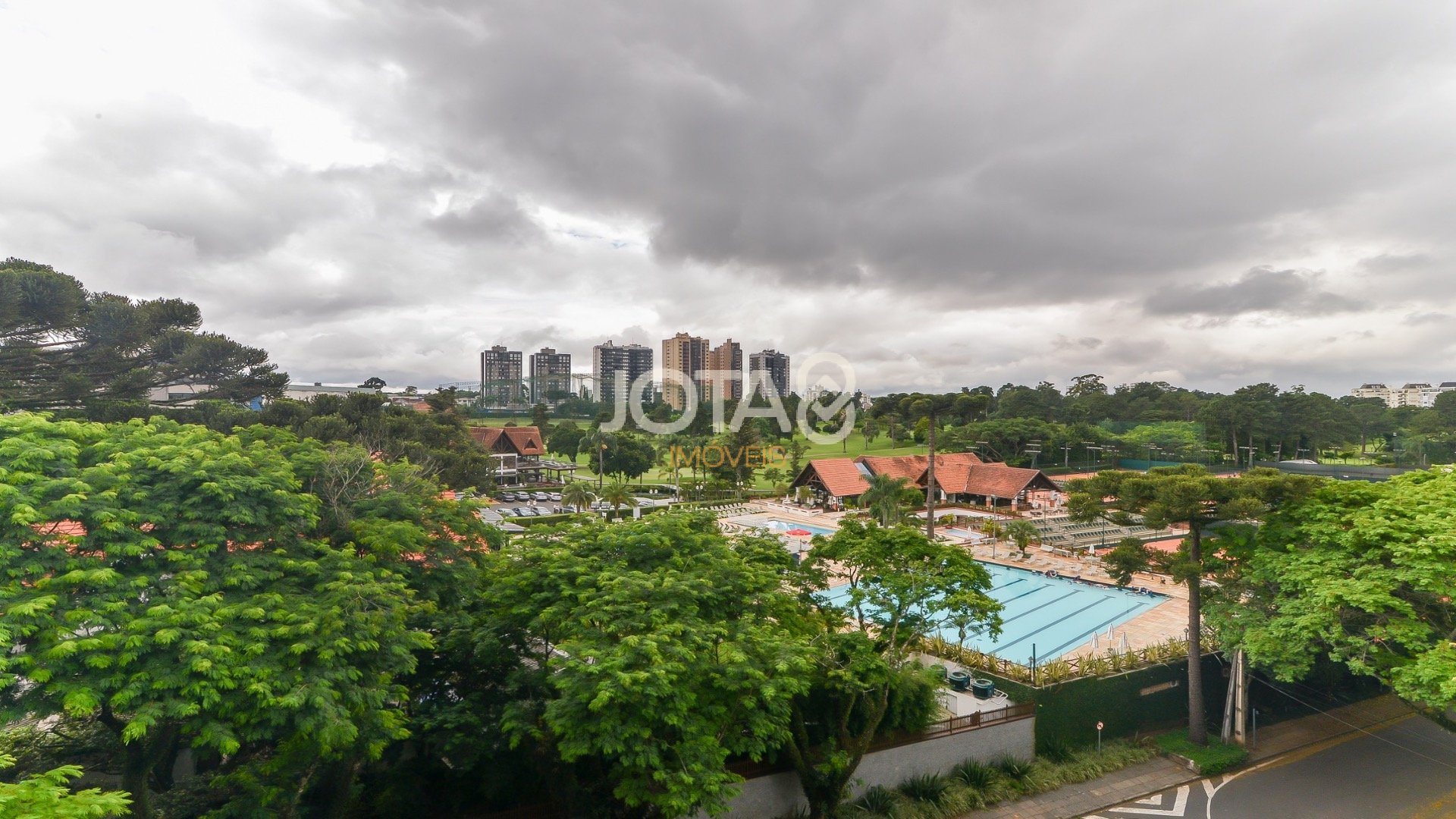 APARTAMENTO COM 3 SUÍTES E VISTA PARA O GRACIOSA COUNTRY CLUB