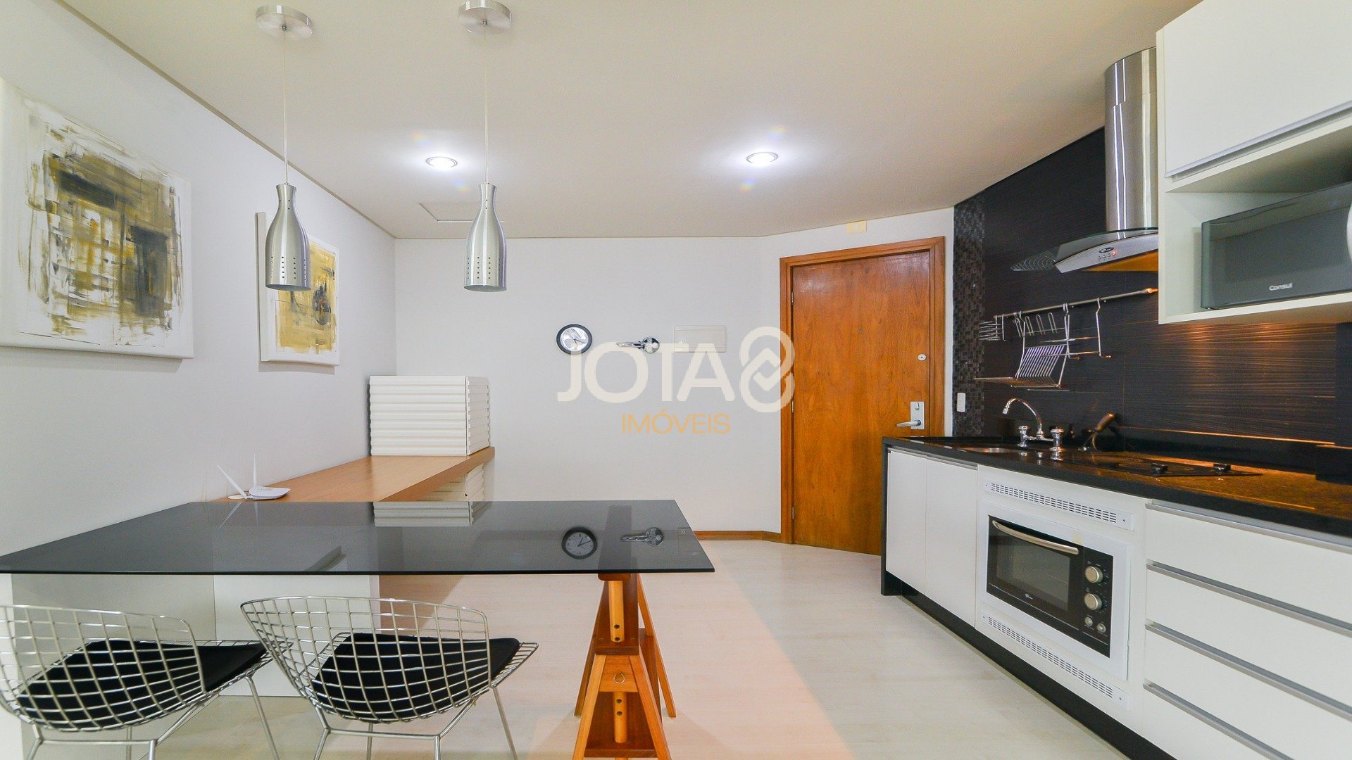 EXCELENTE STUDIO MOBILIADO NO 28ºANDAR!