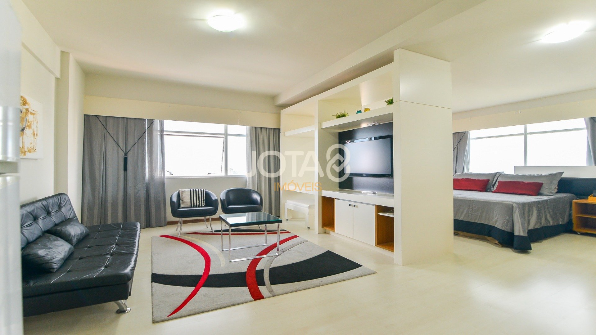 EXCELENTE STUDIO MOBILIADO NO 28ºANDAR!