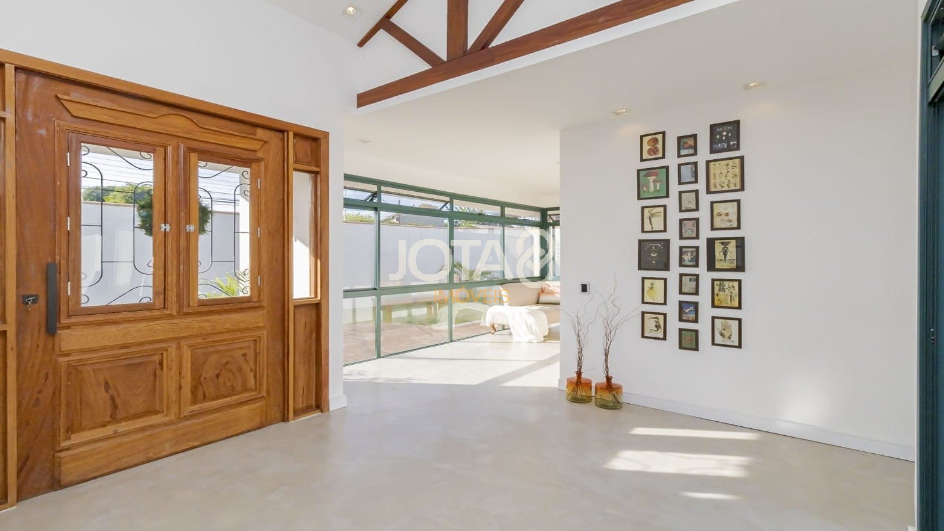 CASA TÉRREA COM MUITO ESPAÇO NO SÃO BRAZ