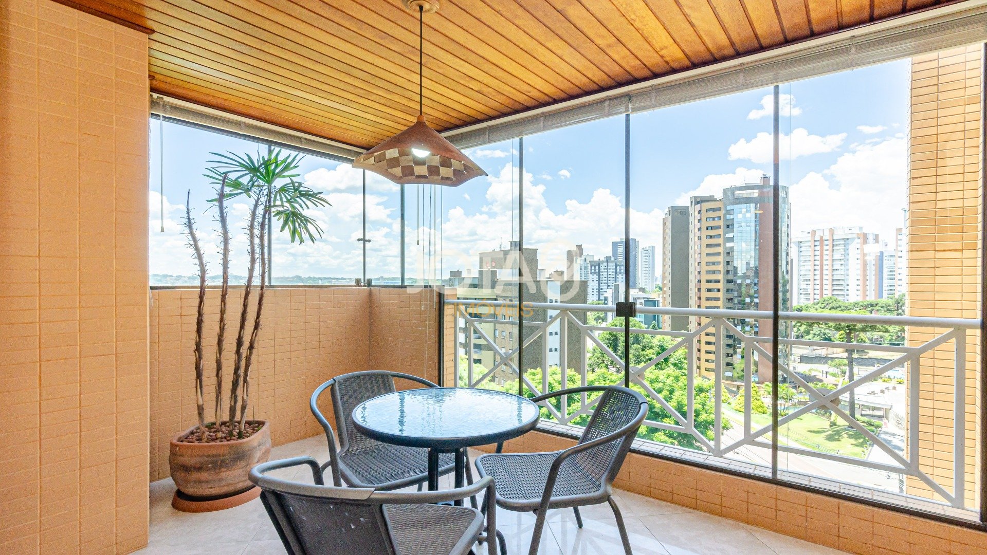 COBERTURA DUPLEX COM 2 QUARTOS NO ECOVILLE