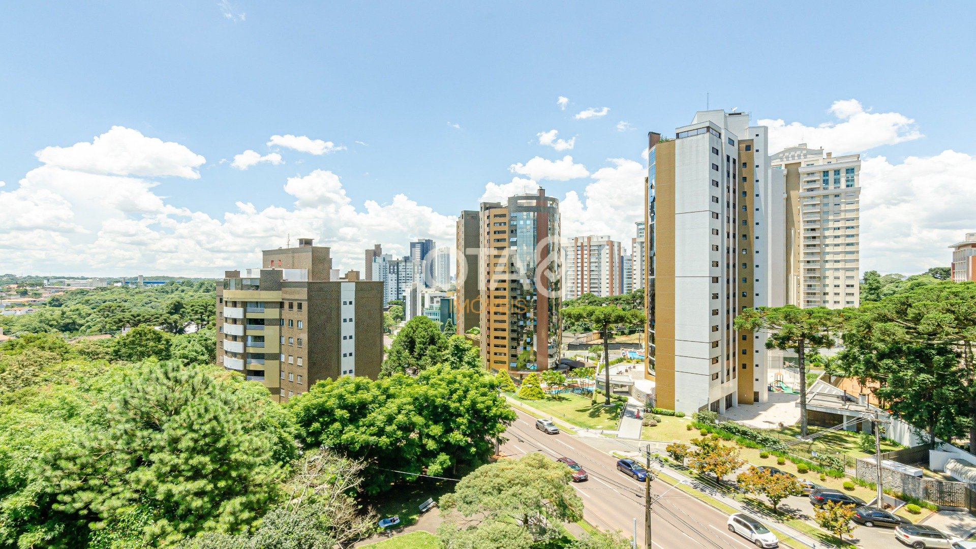 COBERTURA DUPLEX COM 2 QUARTOS NO ECOVILLE