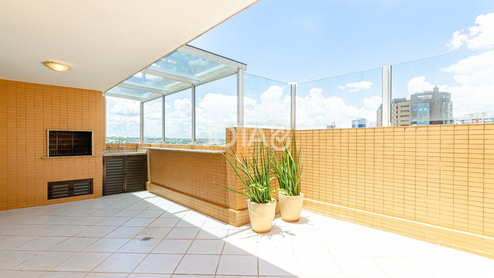 COBERTURA DUPLEX COM 2 QUARTOS NO ECOVILLE