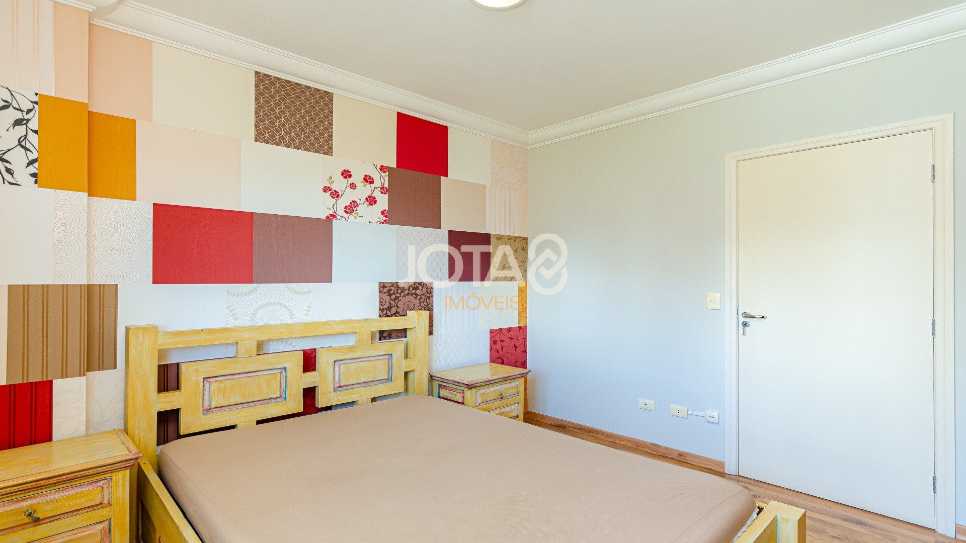 COBERTURA DUPLEX COM 2 QUARTOS NO ECOVILLE