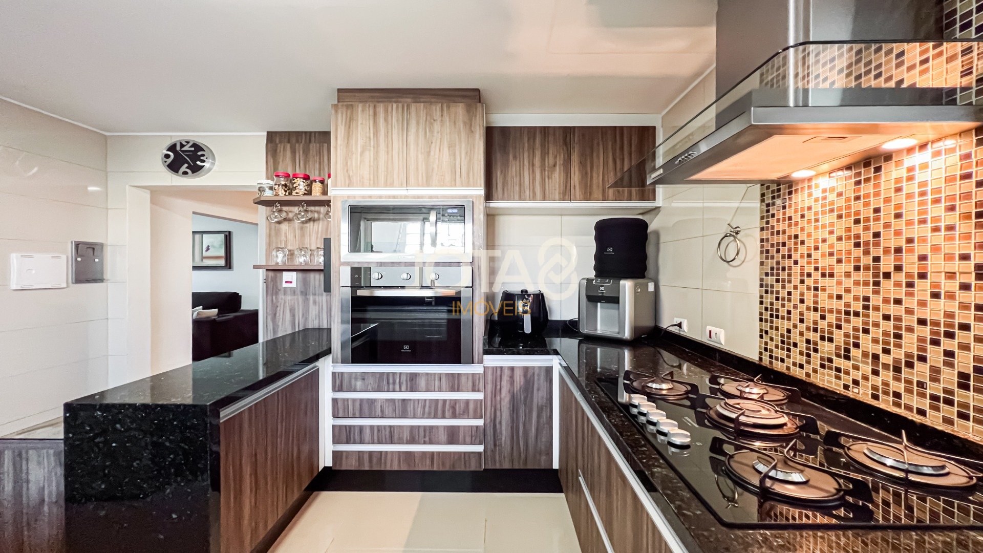 OPORTUNIDADE NO SANTA QUITÉRIA - USO RESIDENCIAL E COMERCIAL