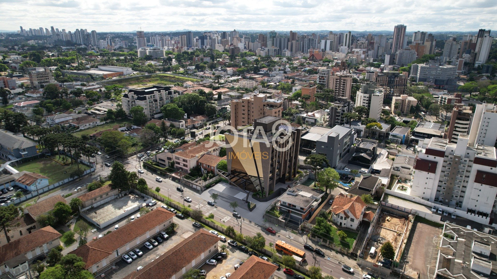 HÓRUS BUSINESS: COMERCIAL DE ALTO PADRÃO NO BATEL