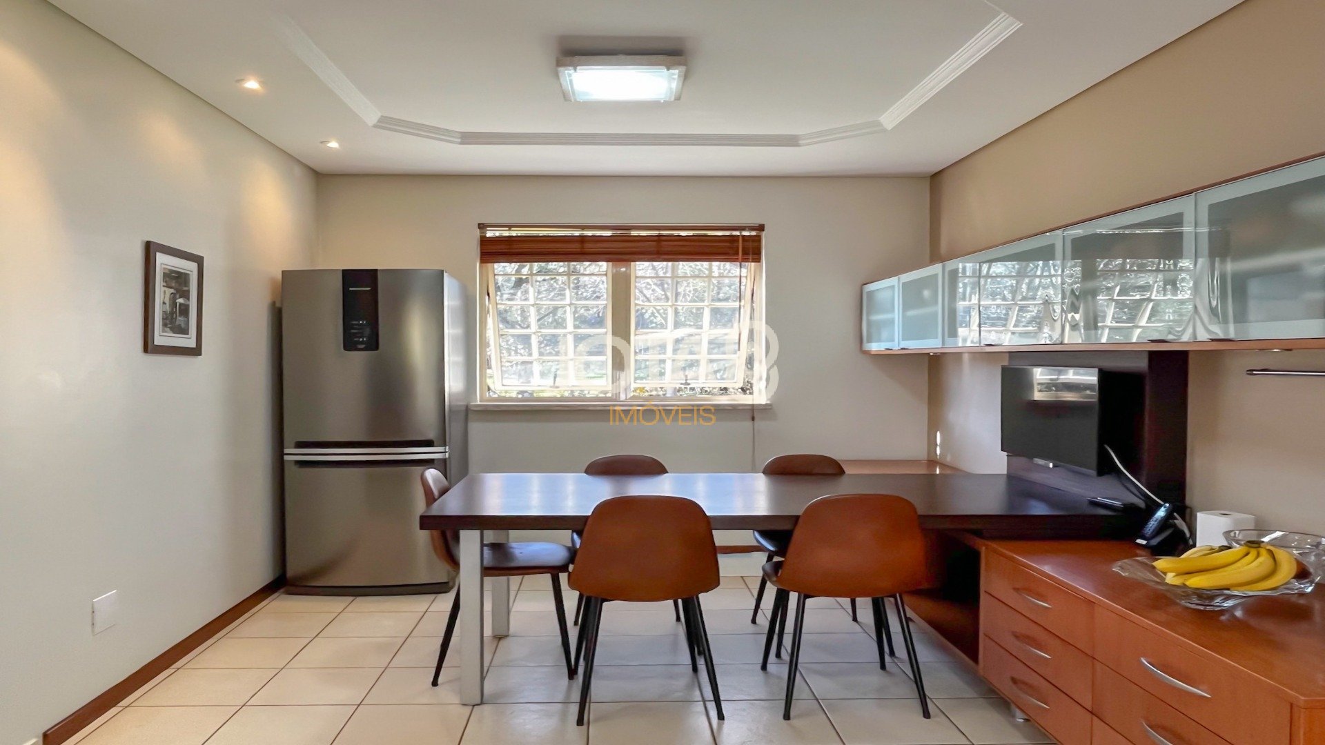 CASA EXCLUSIVA NO CONDOMÍNIO JARDIM COROADOS