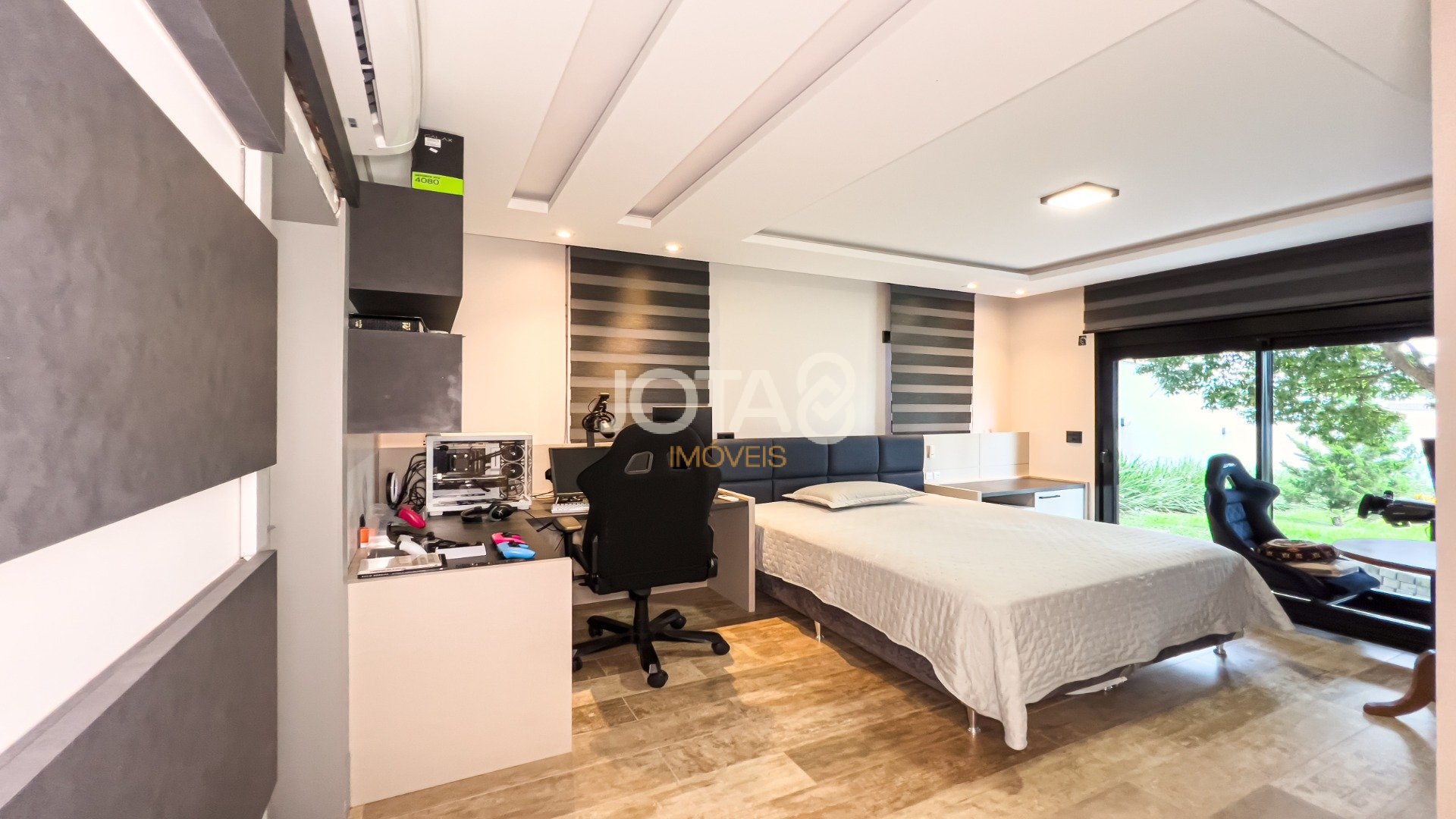 CASA ESPETACULAR COM 2.892M² DE TERRENO!