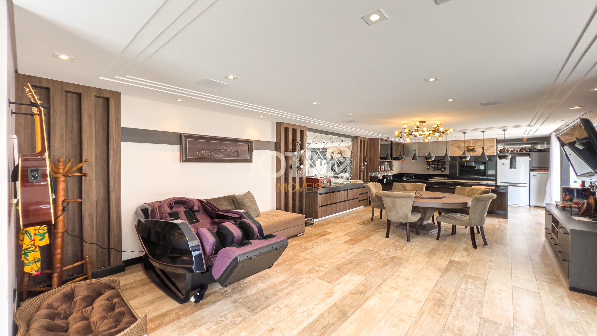 CASA ESPETACULAR COM 2.892M² DE TERRENO!