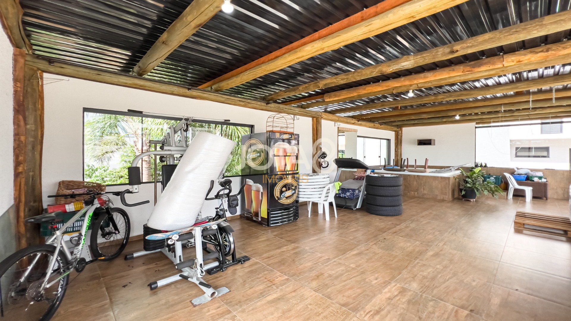 CASA ESPETACULAR COM 2.892M² DE TERRENO!