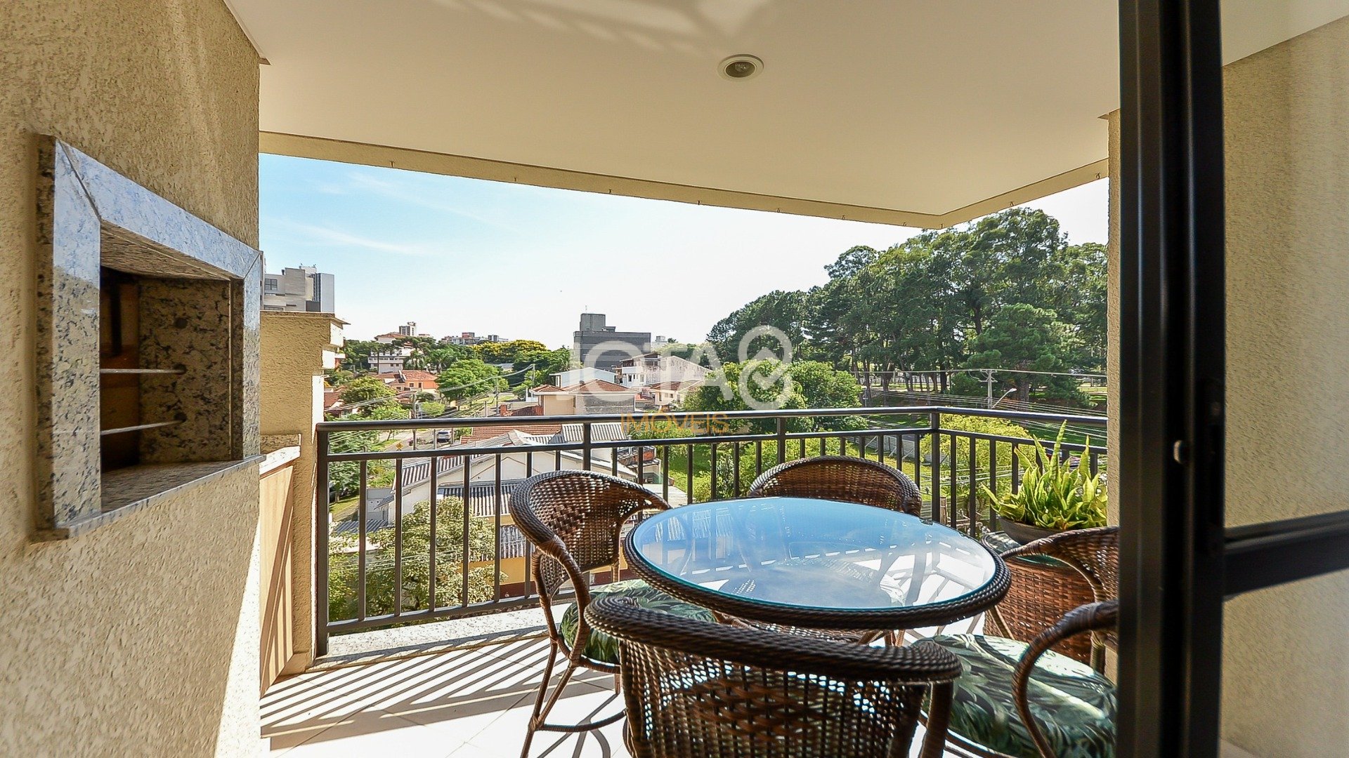 LINDO APARTAMENTO FACE NORTE NO JUVEVÊ !!