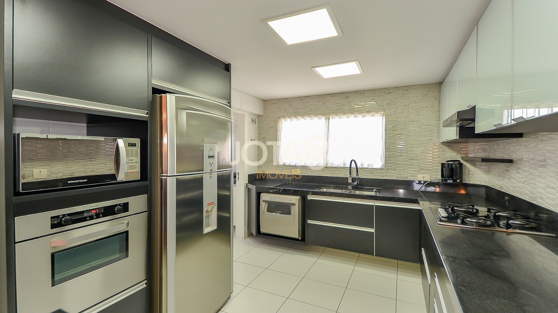 LINDO APARTAMENTO FACE NORTE NO JUVEVÊ !!