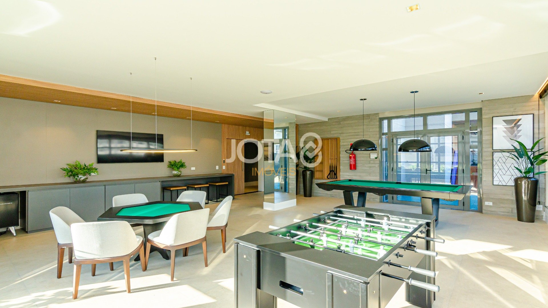 APARTAMENTO NOVO COM 2 QUARTOS E CHURRASQUEIRA NA SACADA