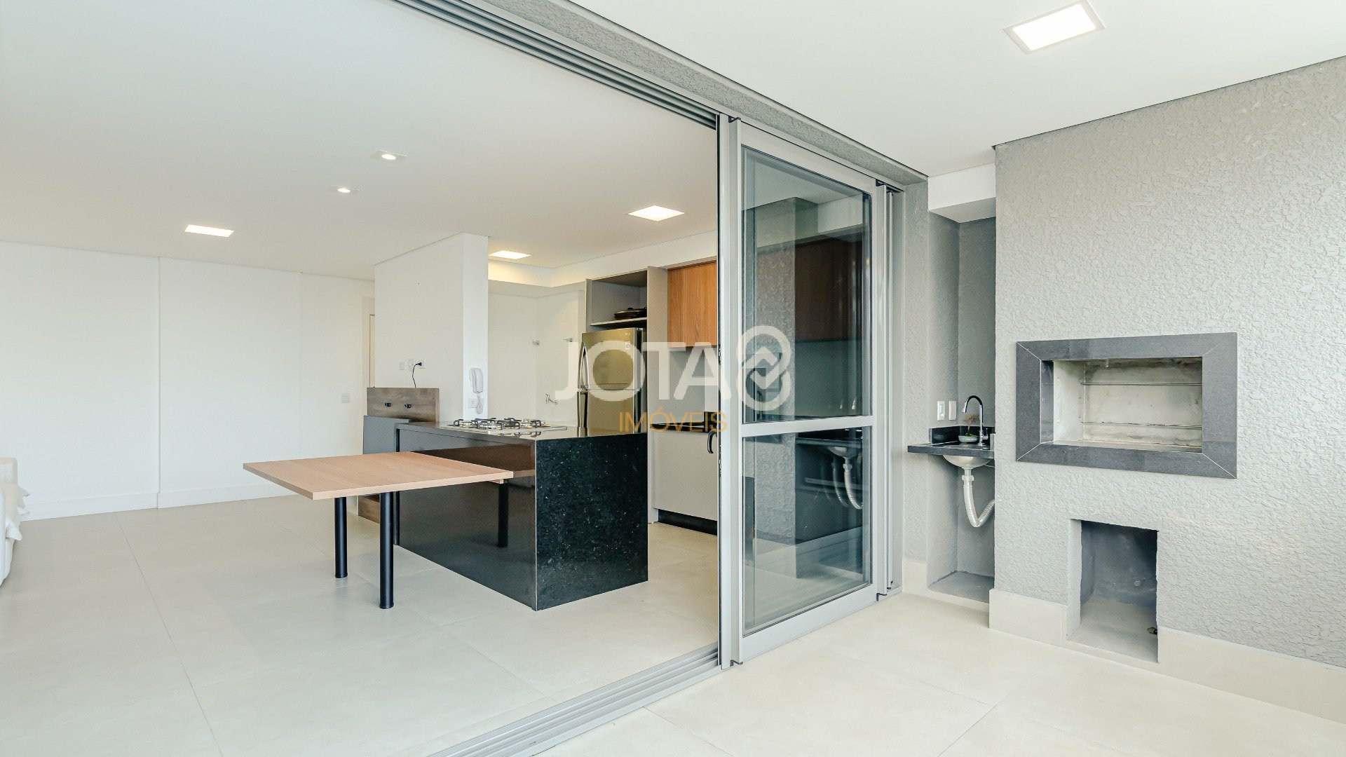 Foto de destaque Apartamento novo com 2 quartos e churrasqueira na sacada