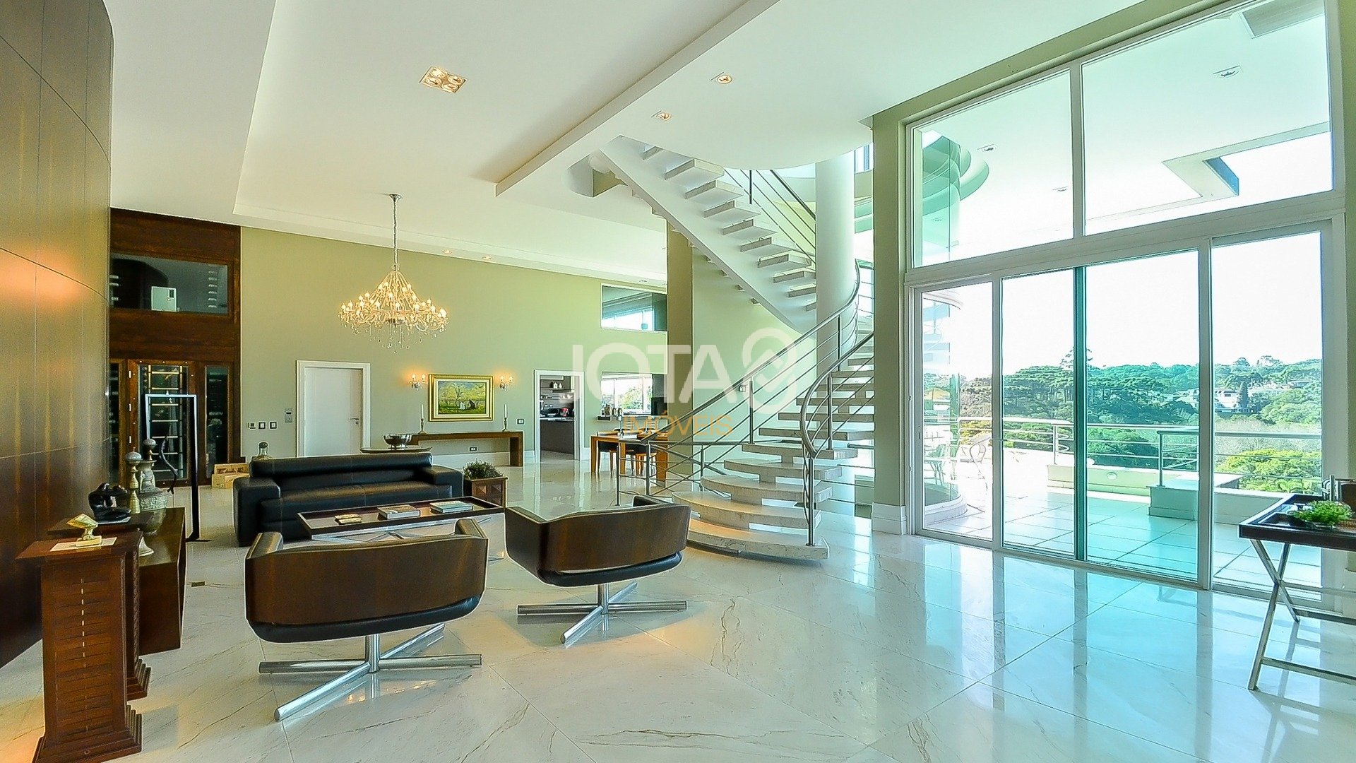 CASA ESPETACULAR COM VISTA PARA O PARQUE TINGUI!