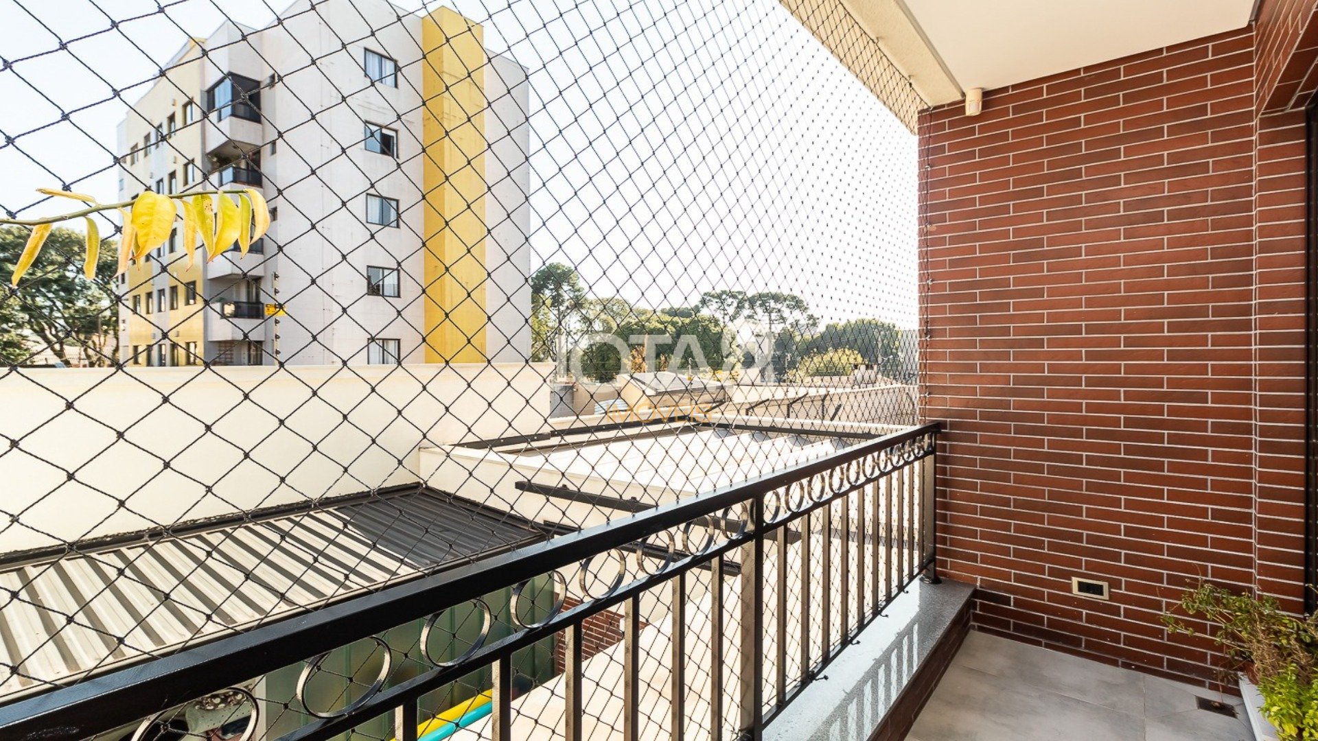 KINGDOM - TOWNHOUSE NO ÁGUA VERDE