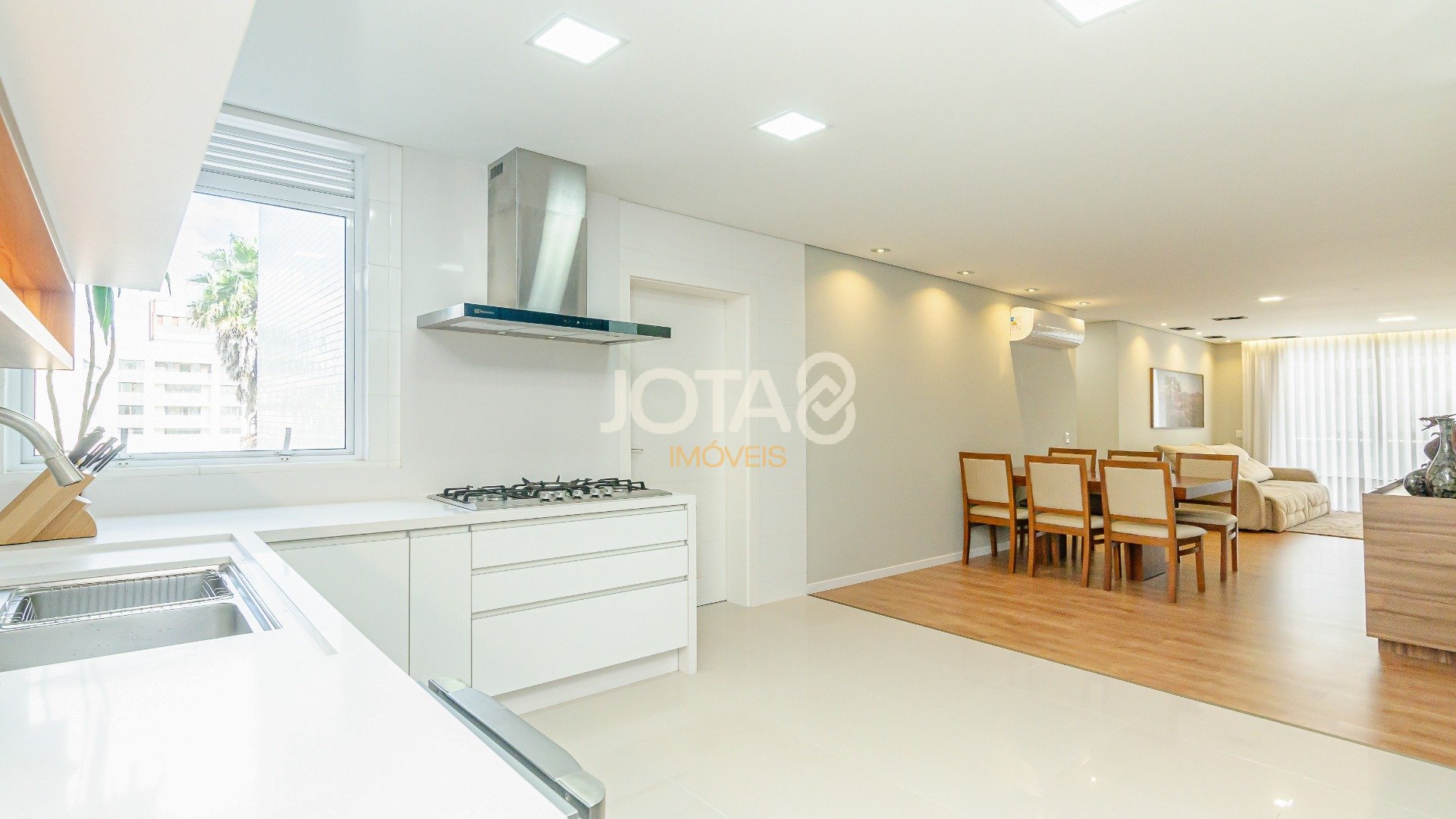 APARTAMENTO 4 QUARTOS, 2 SUÍTES, 2 VAGAS NO JUVEVÊ