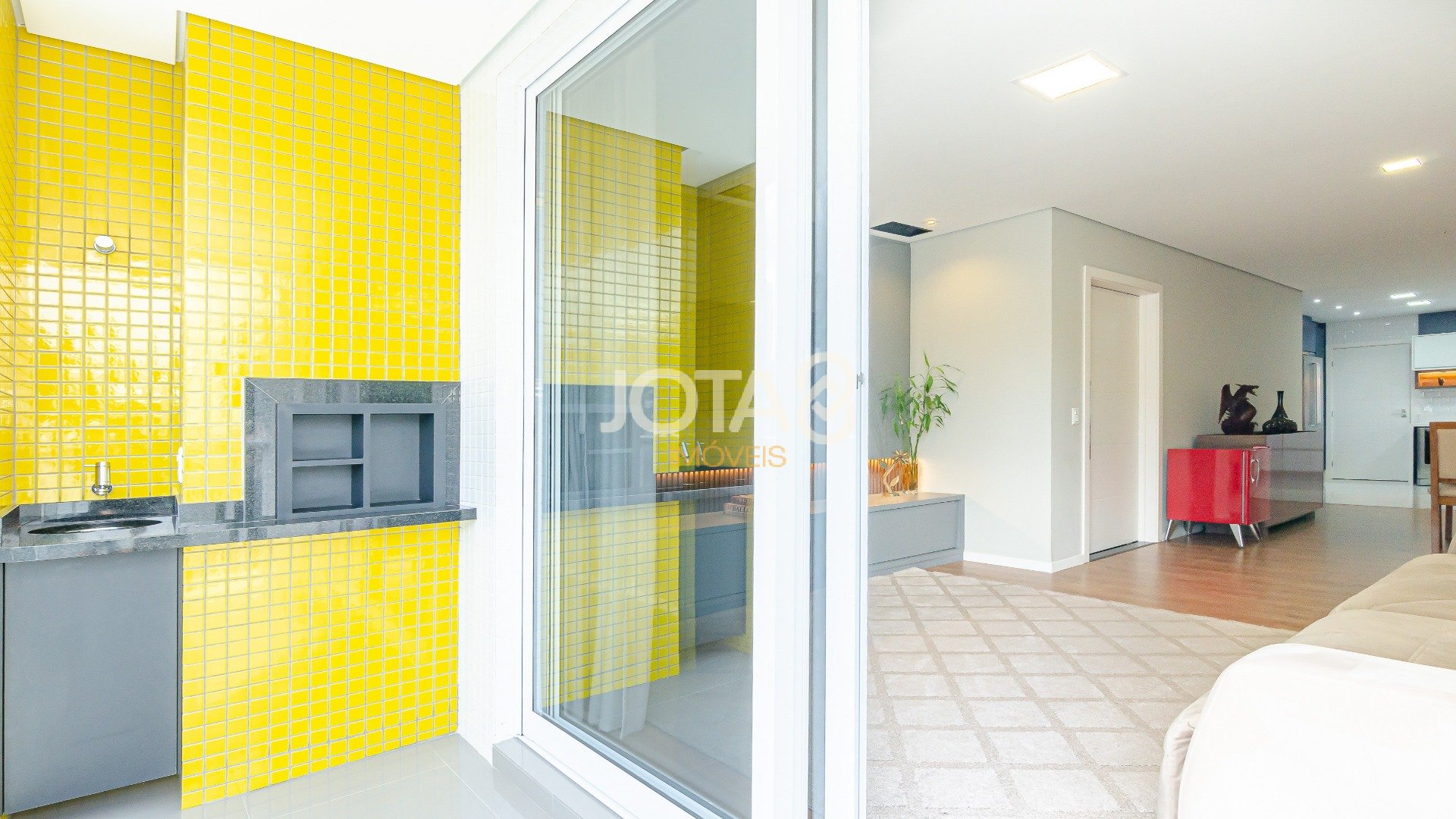 APARTAMENTO 4 QUARTOS, 2 SUÍTES, 2 VAGAS NO JUVEVÊ