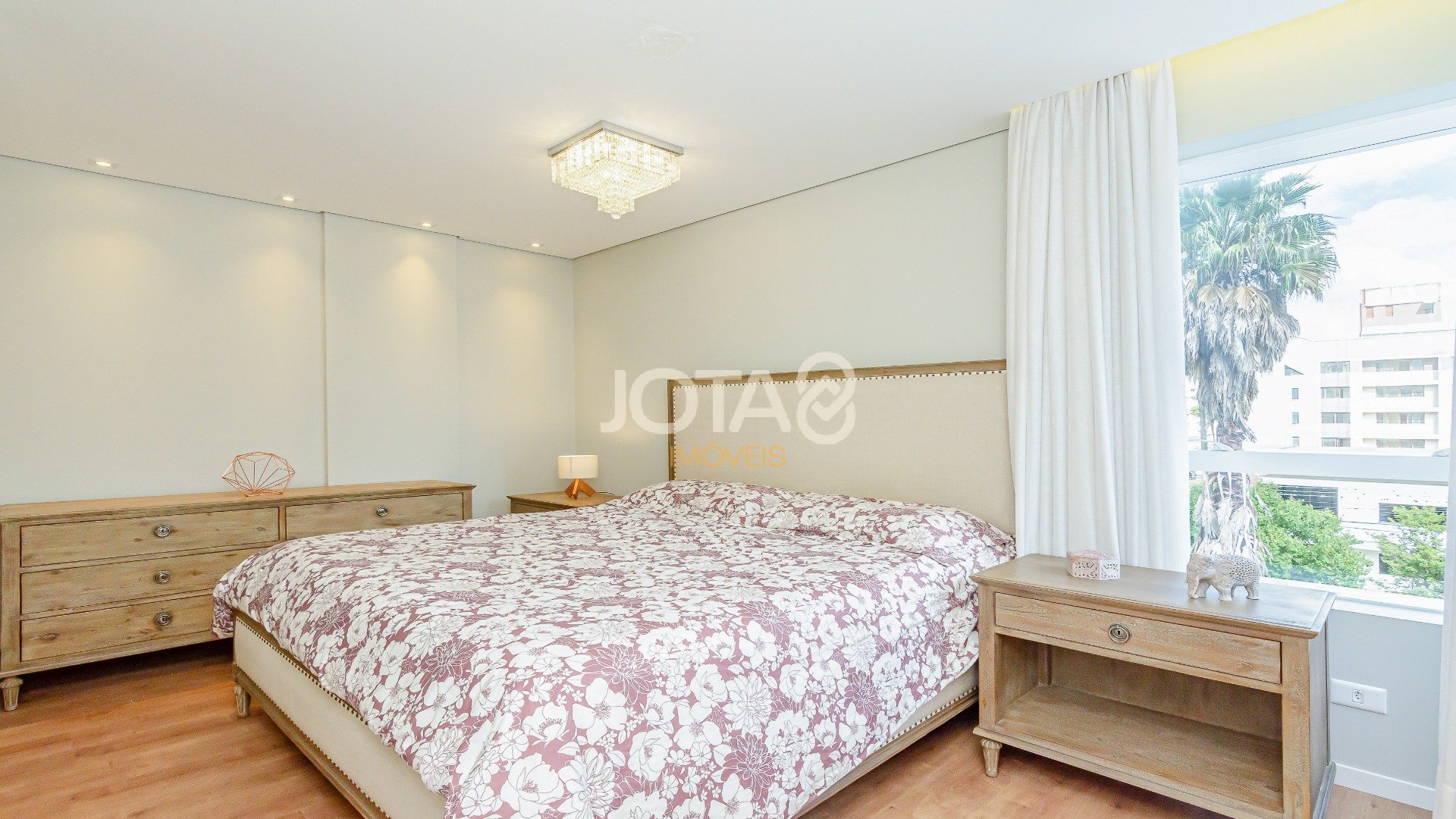 APARTAMENTO 4 QUARTOS, 2 SUÍTES, 2 VAGAS NO JUVEVÊ