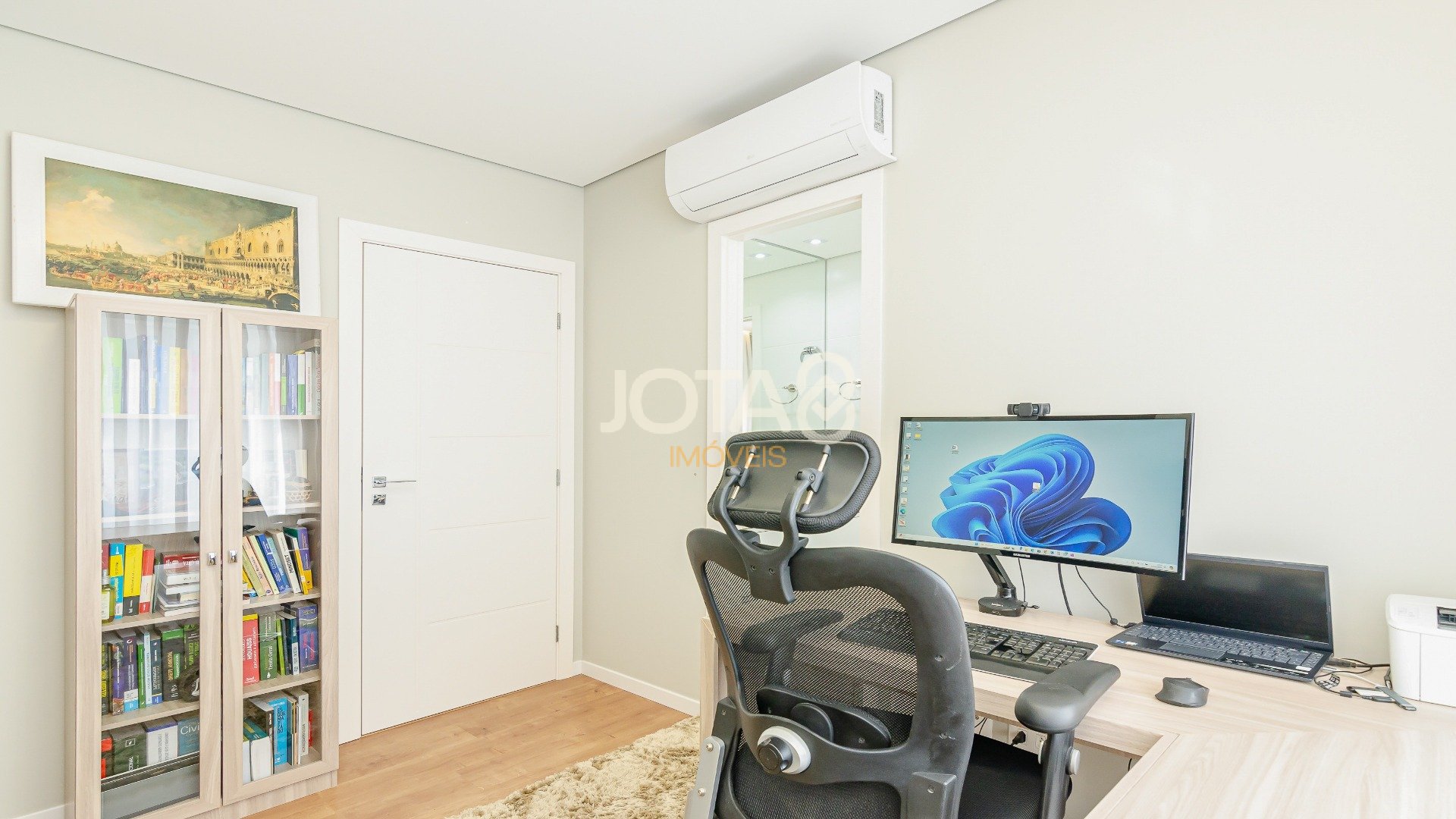 APARTAMENTO 4 QUARTOS, 2 SUÍTES, 2 VAGAS NO JUVEVÊ