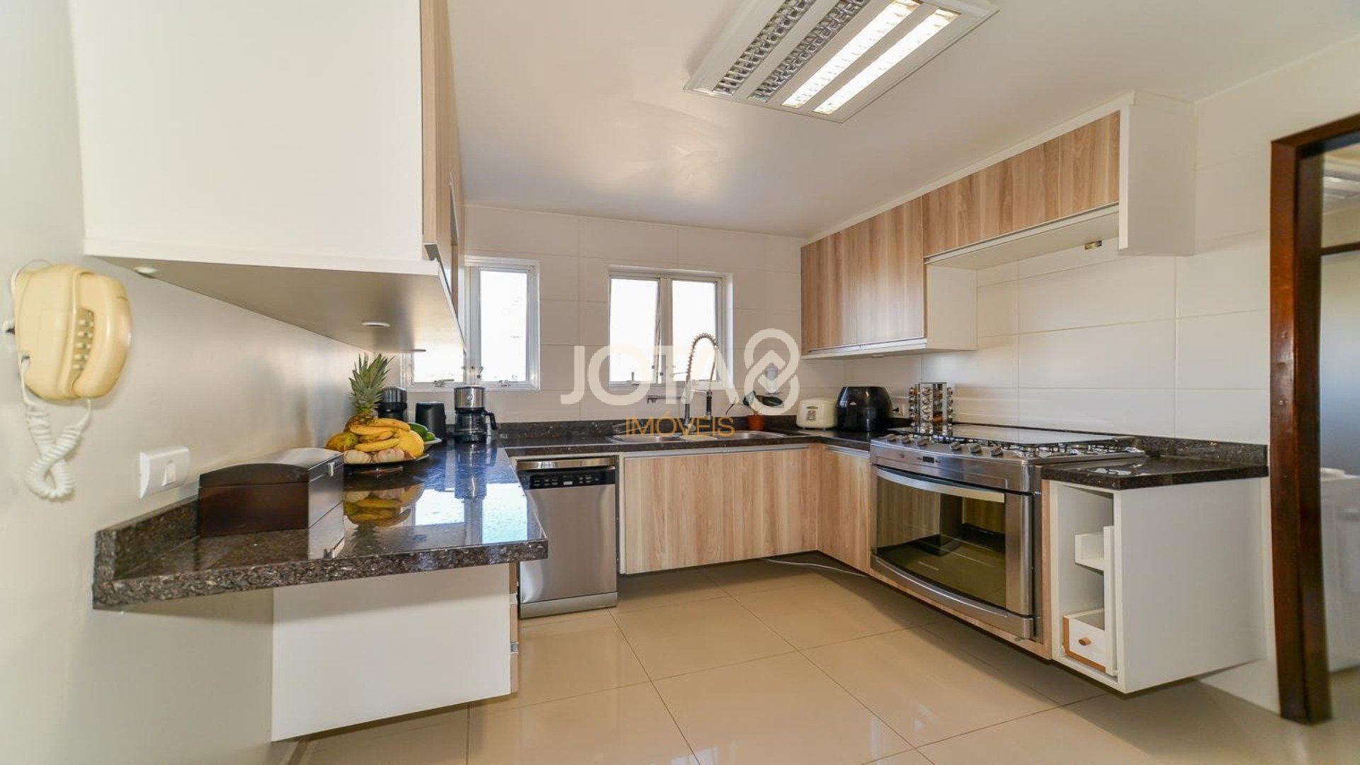 APARTAMENTO 4 QUARTOS ÁGUA VERDE
