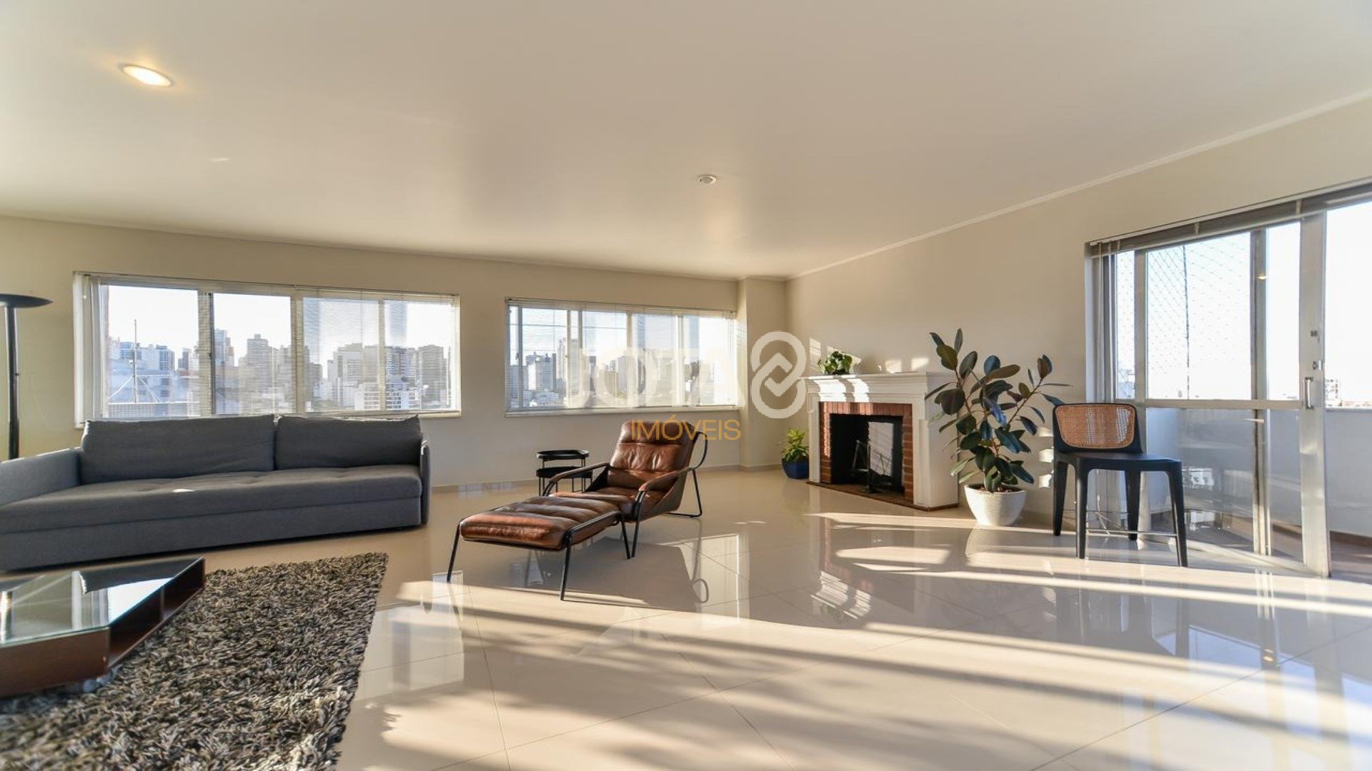 APARTAMENTO 4 QUARTOS ÁGUA VERDE