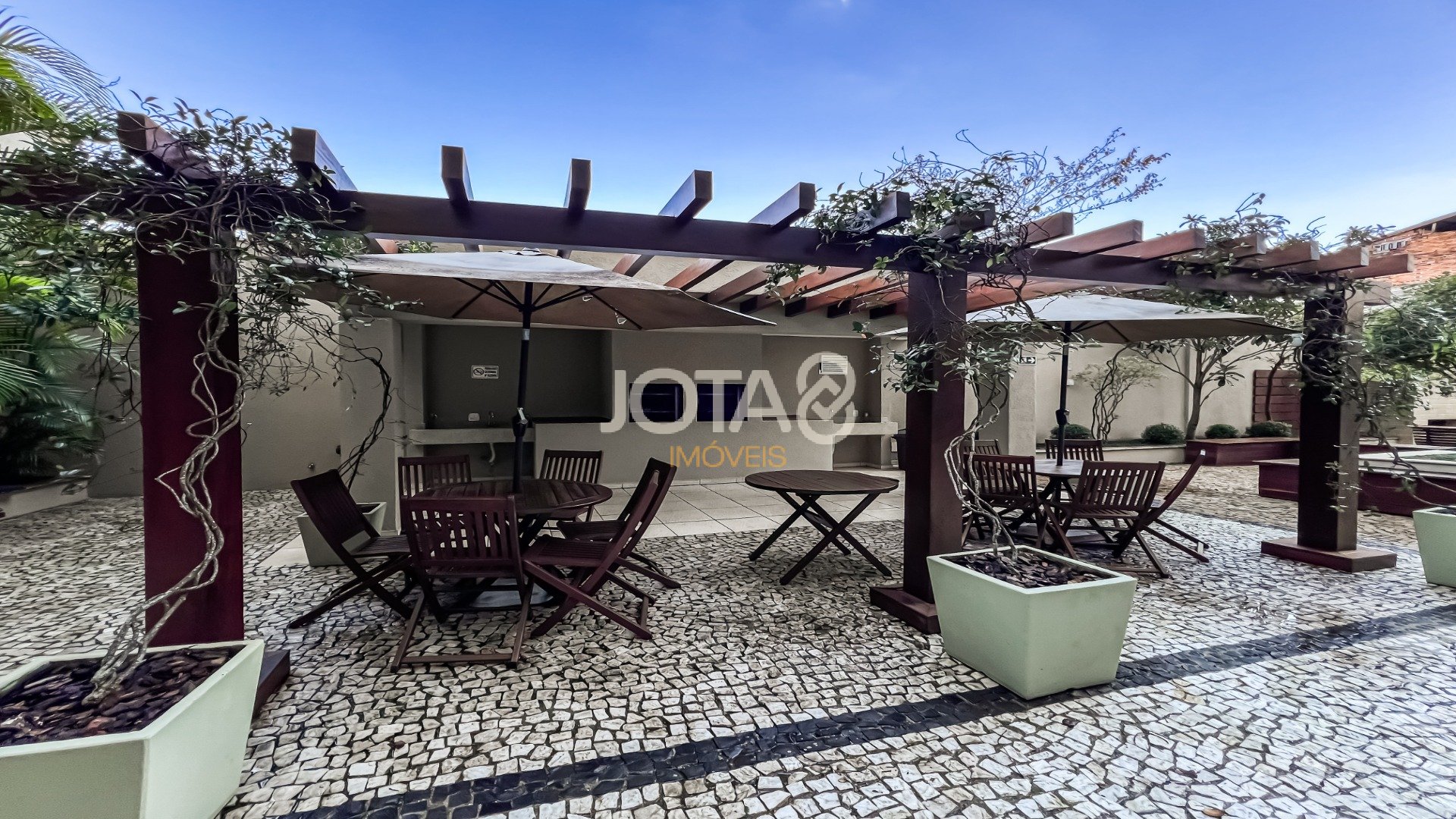 APARTAMENTO DUPLEX CENTRO EM CONDOMÍNIO CLUBE LIFESPACE ESTAÇÃO