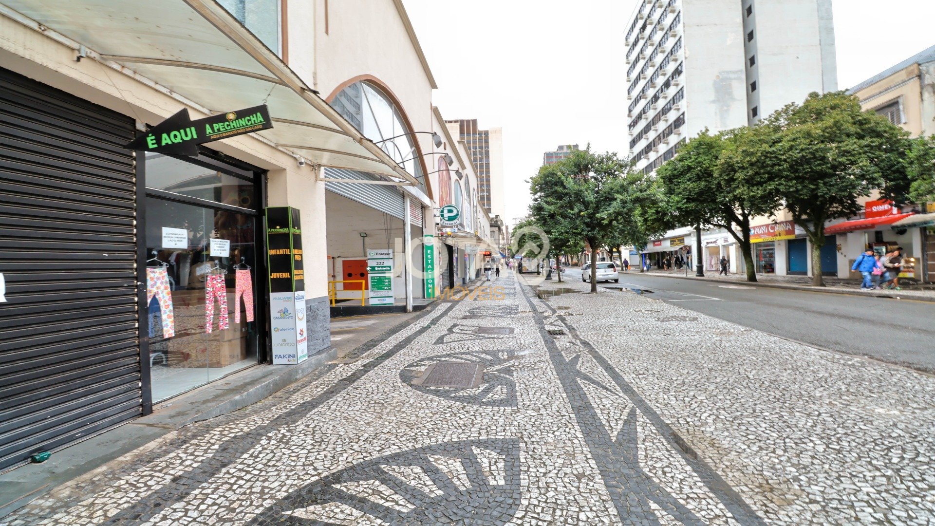 LOJA COMERCIAL COM MEZANINO