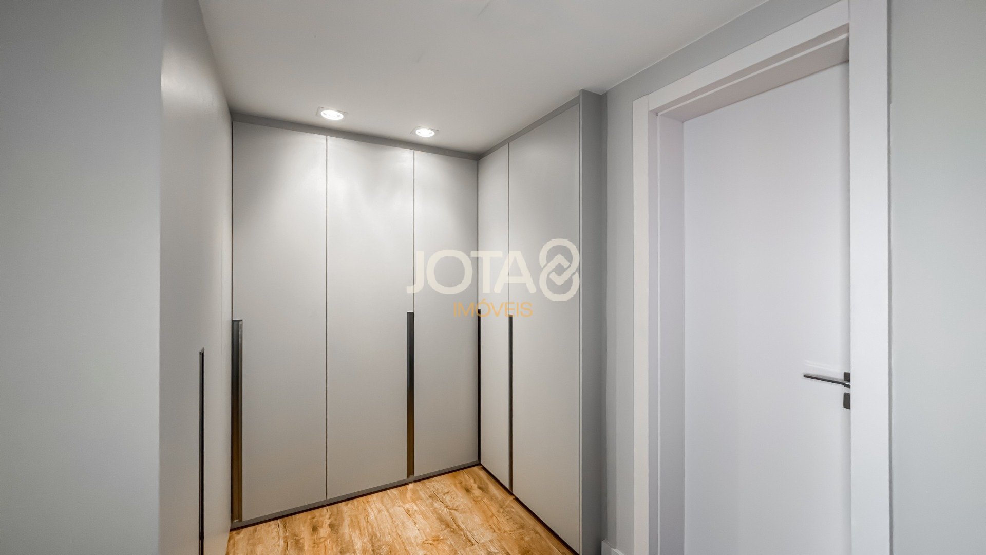 COBERTURA DUPLEX SERRA JUVEVE