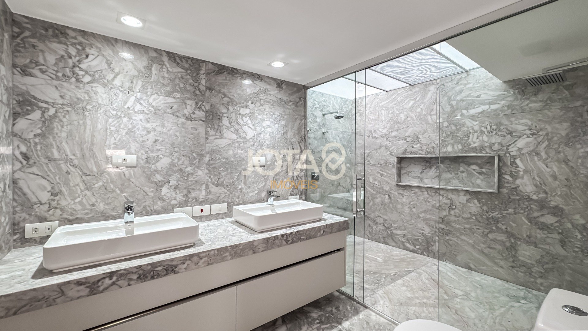 COBERTURA DUPLEX SERRA JUVEVE