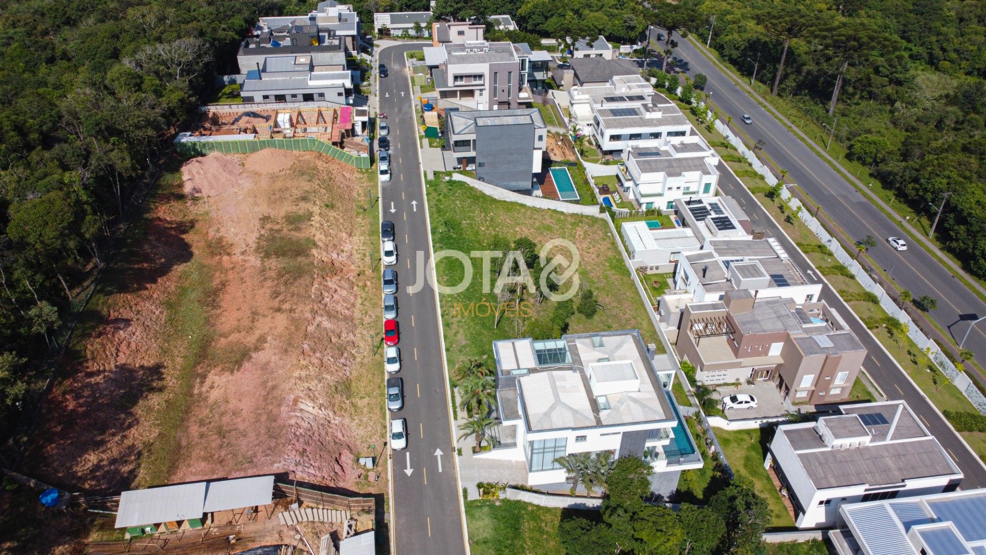 TERRENO À VENDA EM CONDOMÍNIO FECHADO EVERGREEN - 452M²