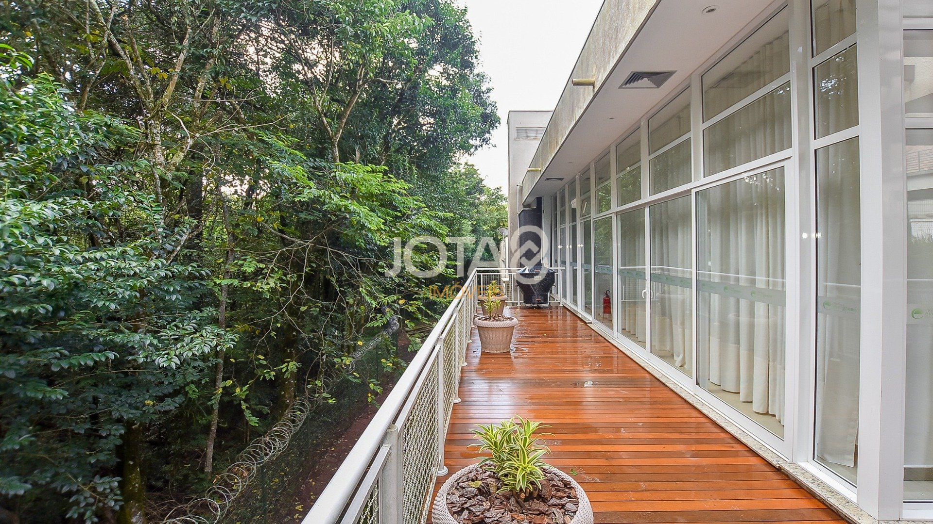 TERRENO À VENDA EM CONDOMÍNIO FECHADO EVERGREEN - 452M²