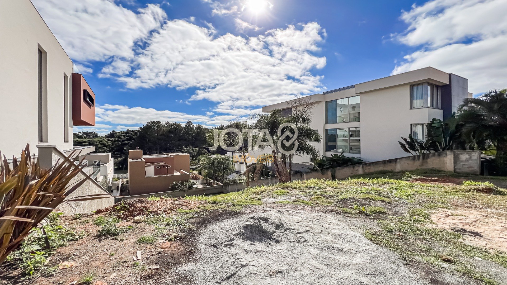 TERRENO À VENDA EM CONDOMÍNIO FECHADO EVERGREEN - 452M²