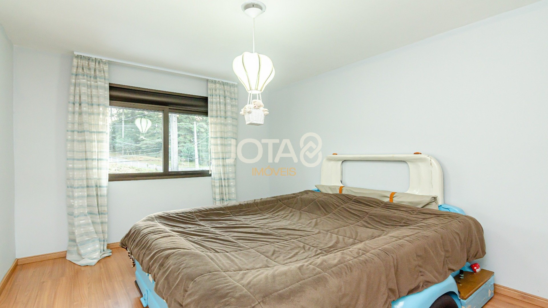 SOBRADO COM 4 QUARTOS, HOME OFFICE E ÁTICO NO SANTO INÁCIO