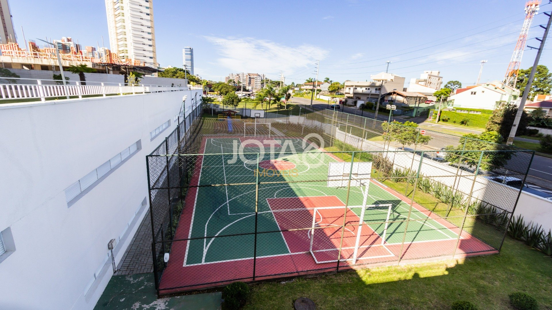 APARTAMENTO DE 03 QUARTOS EM CONDOMÍNIO CLUBE