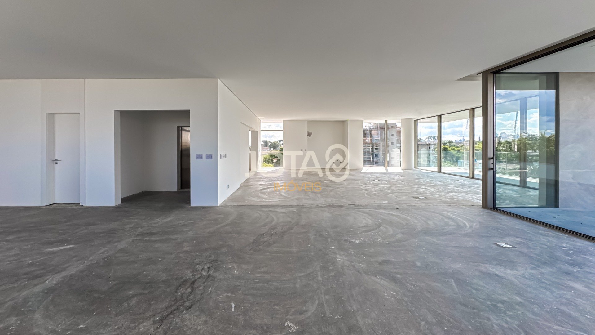 COBERTURA DUPLEX NOVA NO BATEL COM 04 SUITES - REVENDA HANAMI