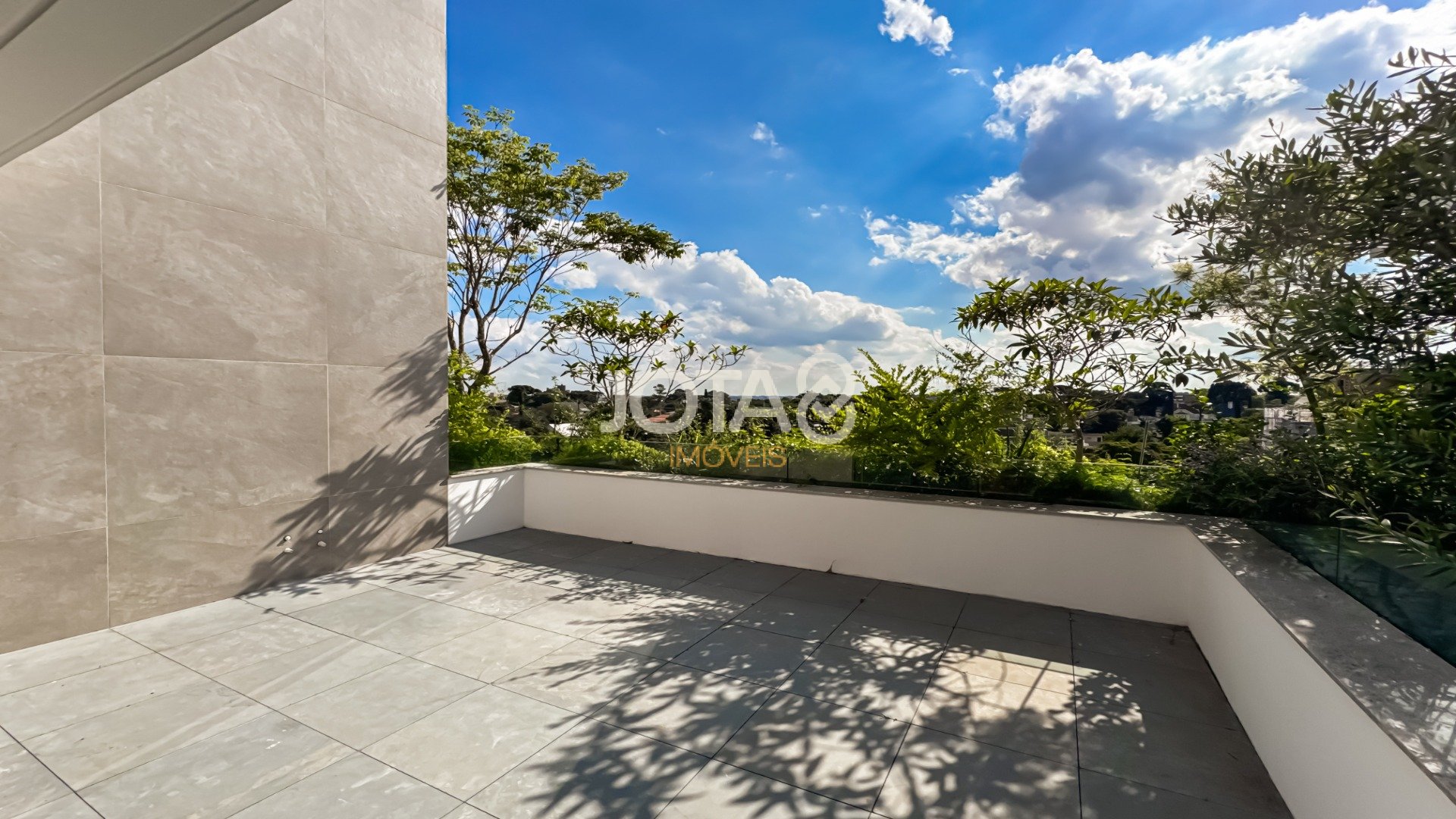 COBERTURA DUPLEX NOVA NO BATEL COM 04 SUITES - REVENDA HANAMI