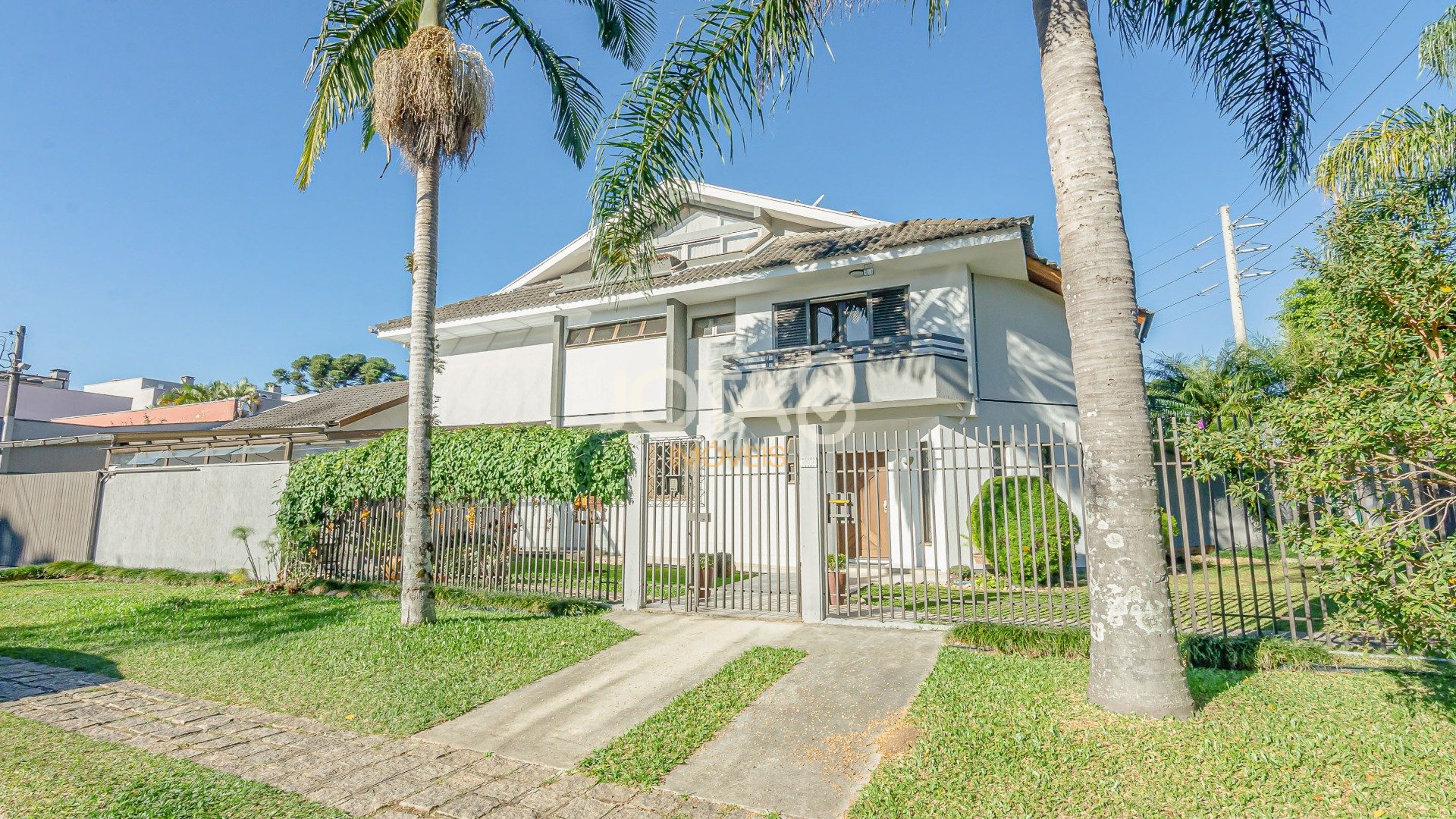 CASA RESIDENCIAL COMERCIAL NO JARDIM DAS AMÉRICAS