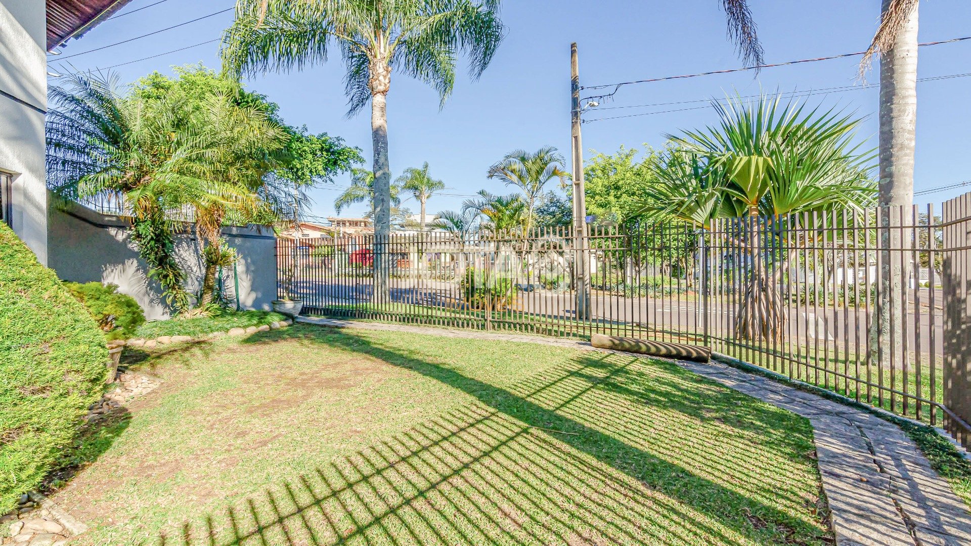 CASA RESIDENCIAL COMERCIAL NO JARDIM DAS AMÉRICAS