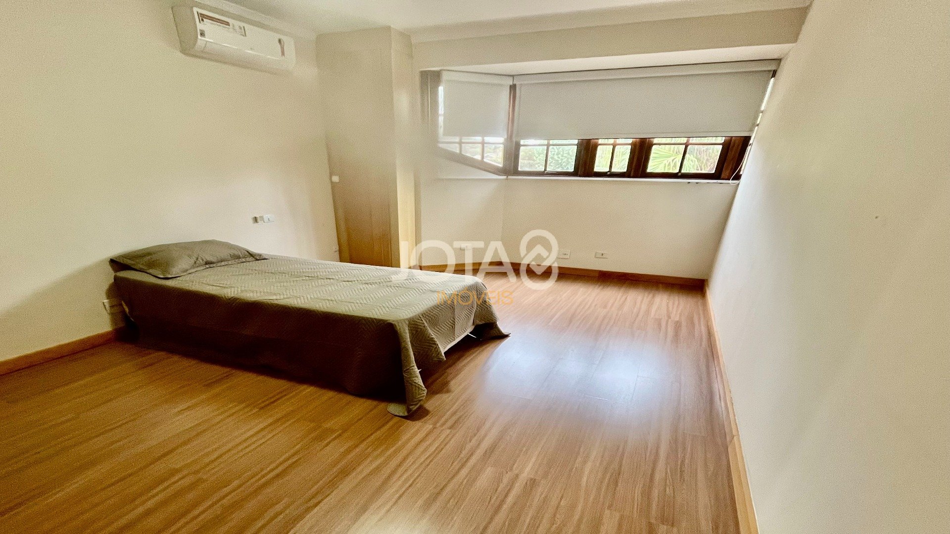 CASA EM CONDOMINIO  PORTAL DO BARIGUY